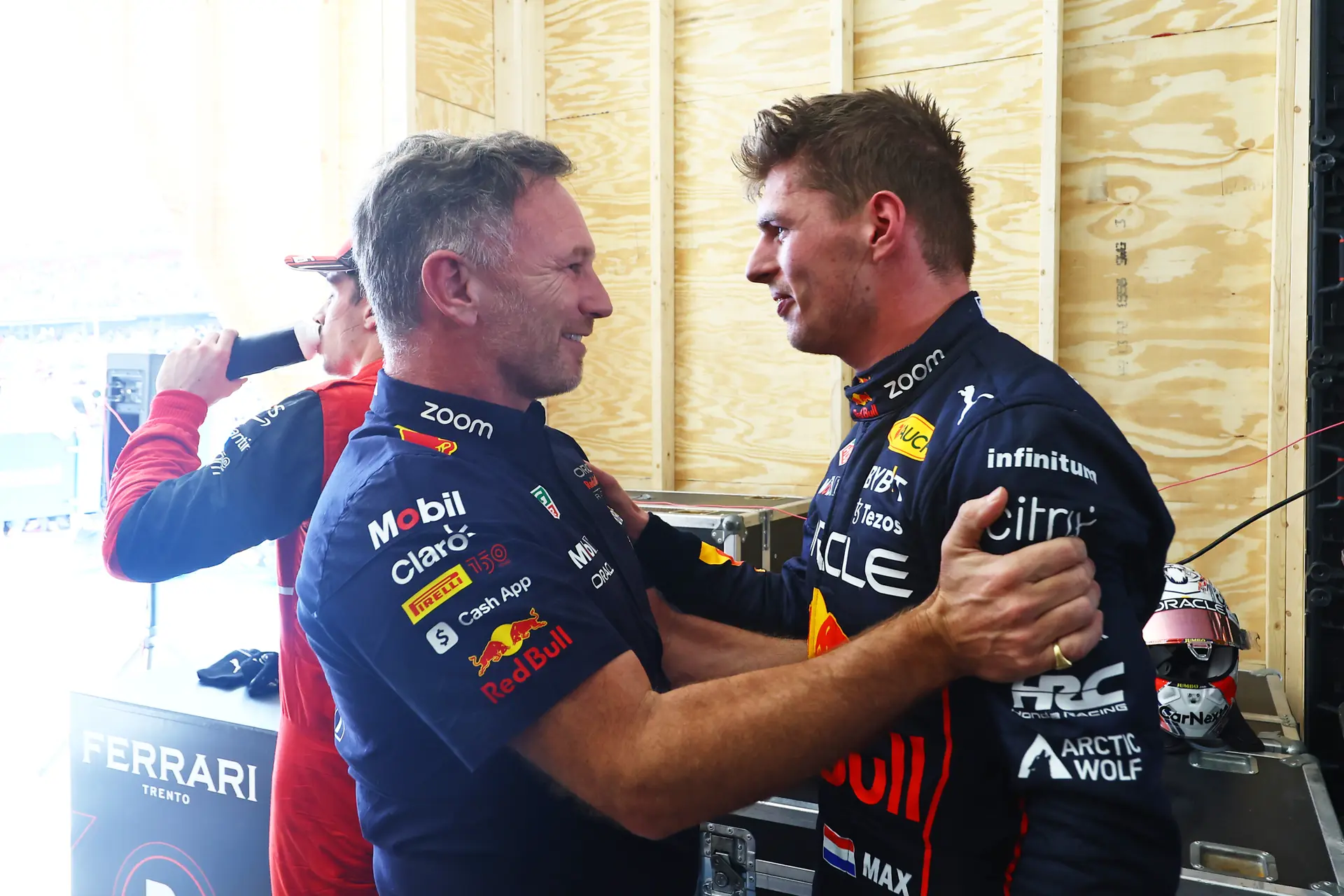 Horner: 'Was wat geweest als we de eerste race zonder Mateschitz hadden verloren van Mercedes'