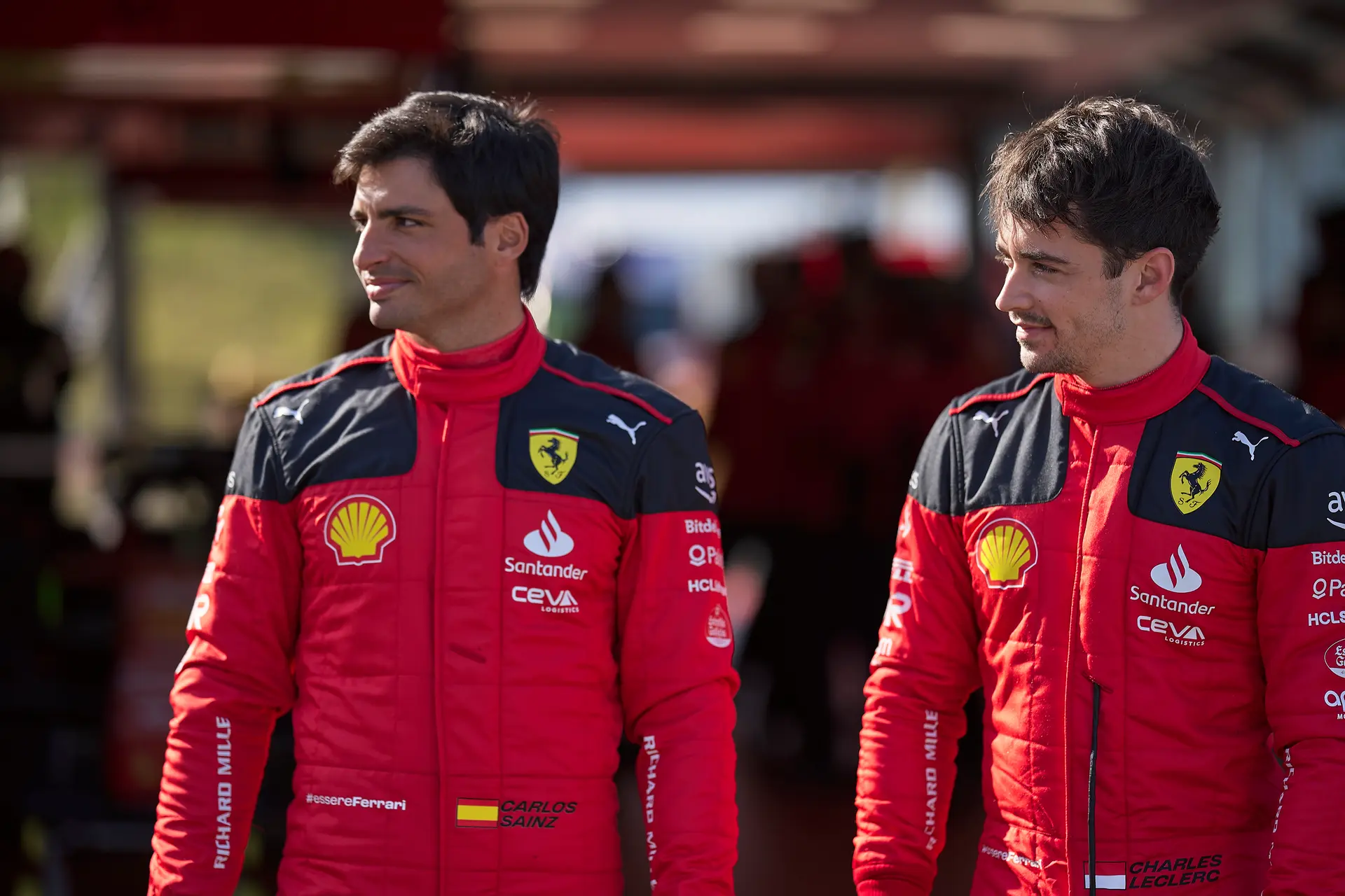 Relatie Leclerc-Sainz lijkt te verslechteren: 'Vreemd dat hij dat zo openbaar maakte'