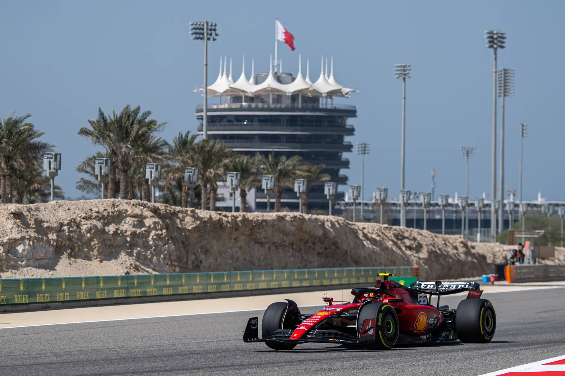 Vasseur meent dat kampioenschap nog niet vast staat: 'Ferrari kan Red Bull nog verslaan'
