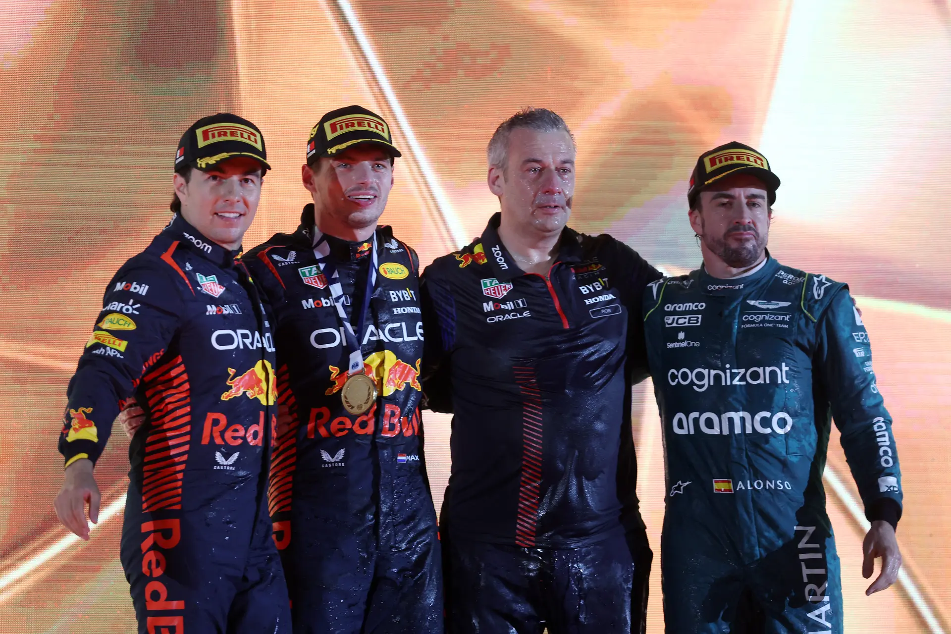 Alonso in exclusief clubje: Spaanse coureur staat bekend om deze bijzondere kunststukjes