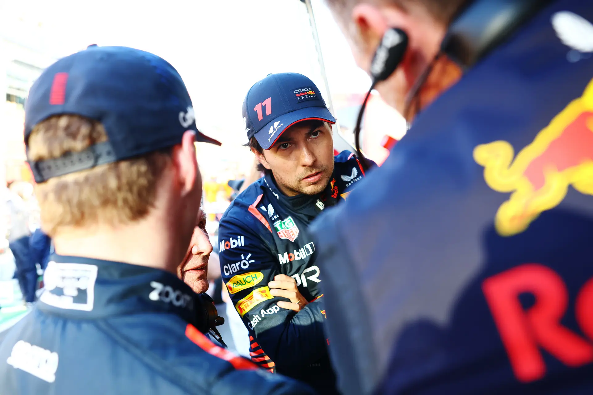 Pérez begaat fout door superioriteit Red Bull; probeert gelijke status met Verstappen af te dwingen