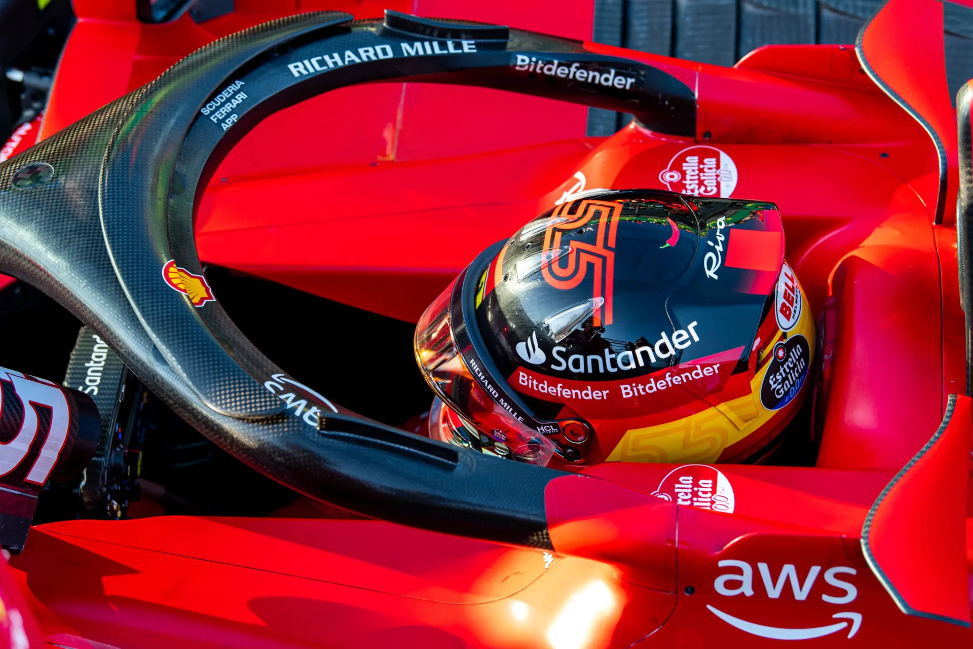 Sainz worstelt met zijn Ferrari: 'Niet echt gevoel meer bij snelheid van de auto'