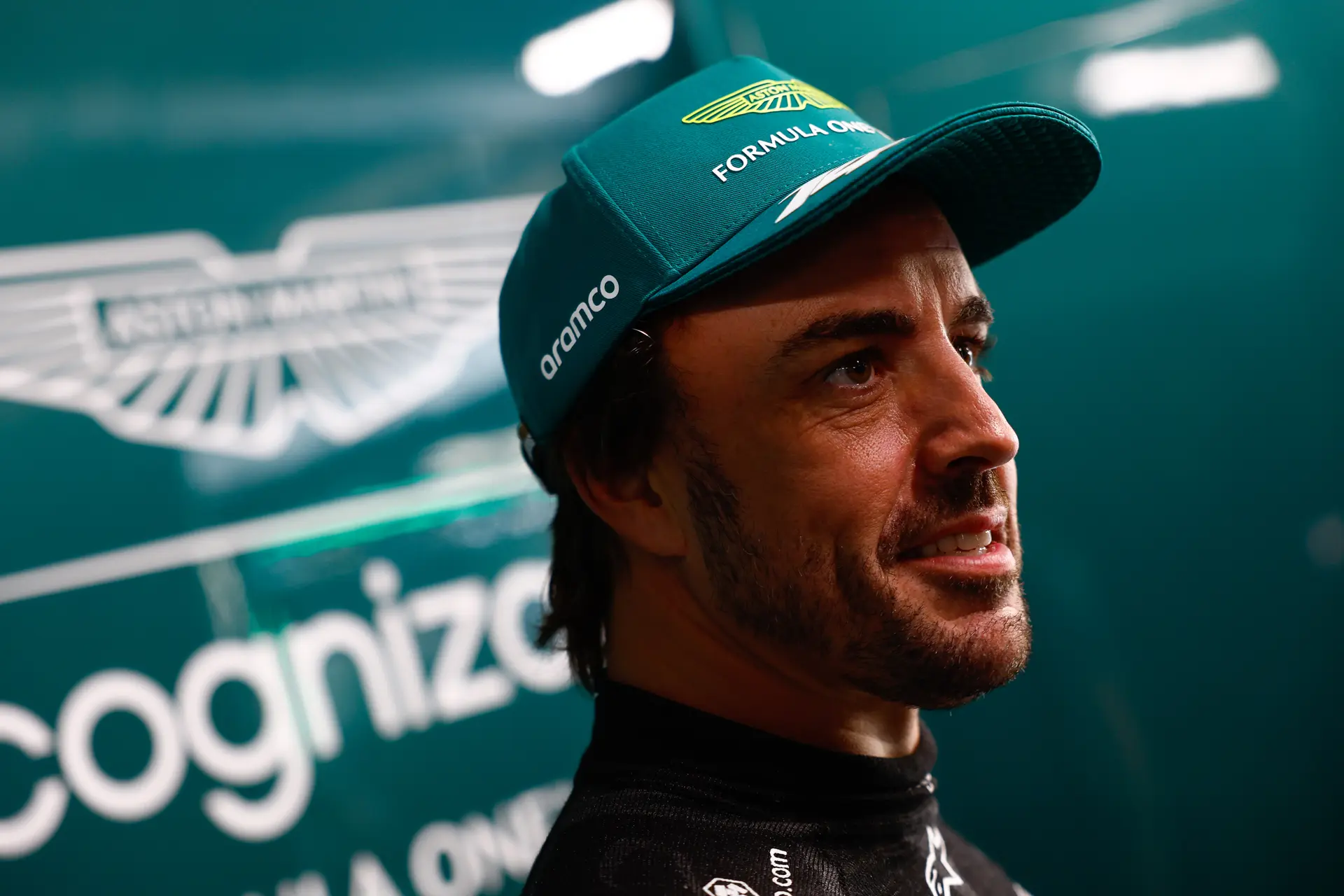 Alonso blij over vertrek bij Alpine: 'Gelukkig kreeg ik geen nieuw contract'