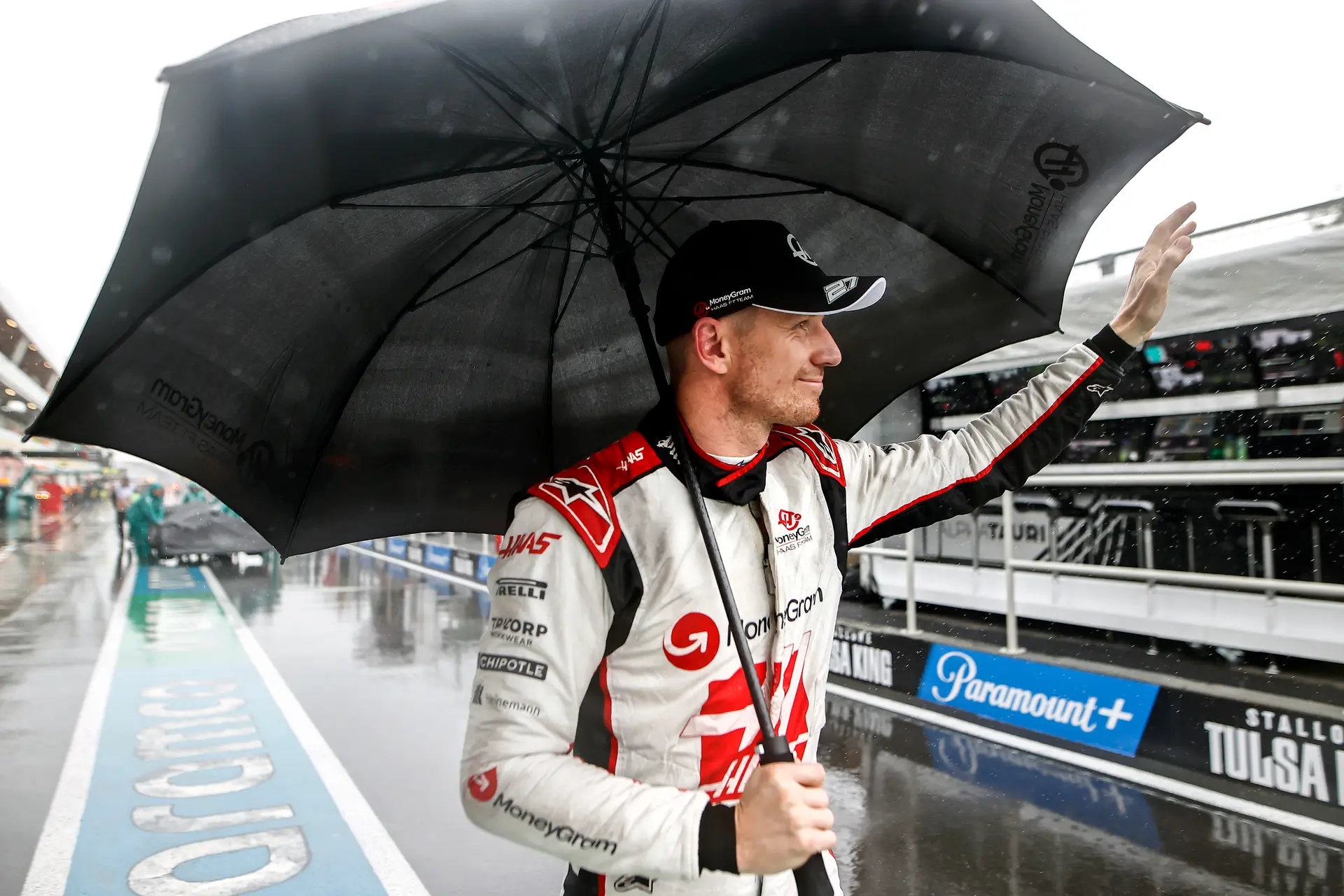 Hülkenberg uit zorgen over Haas' prestaties:  'Frustrerend, teleurstellend en triest'