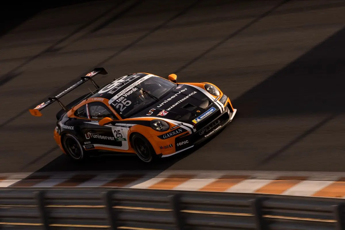 Ten Voorde met dubbele poleposition op weg naar eerste Zandvoort-zege van 2023