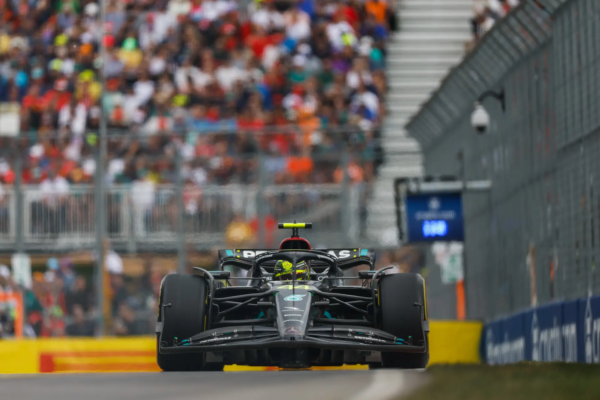 Mercedes kan Ferrari en Aston Martin uitdagen: 'Duurt nog wel even voordat we Verstappen zorgen baren'