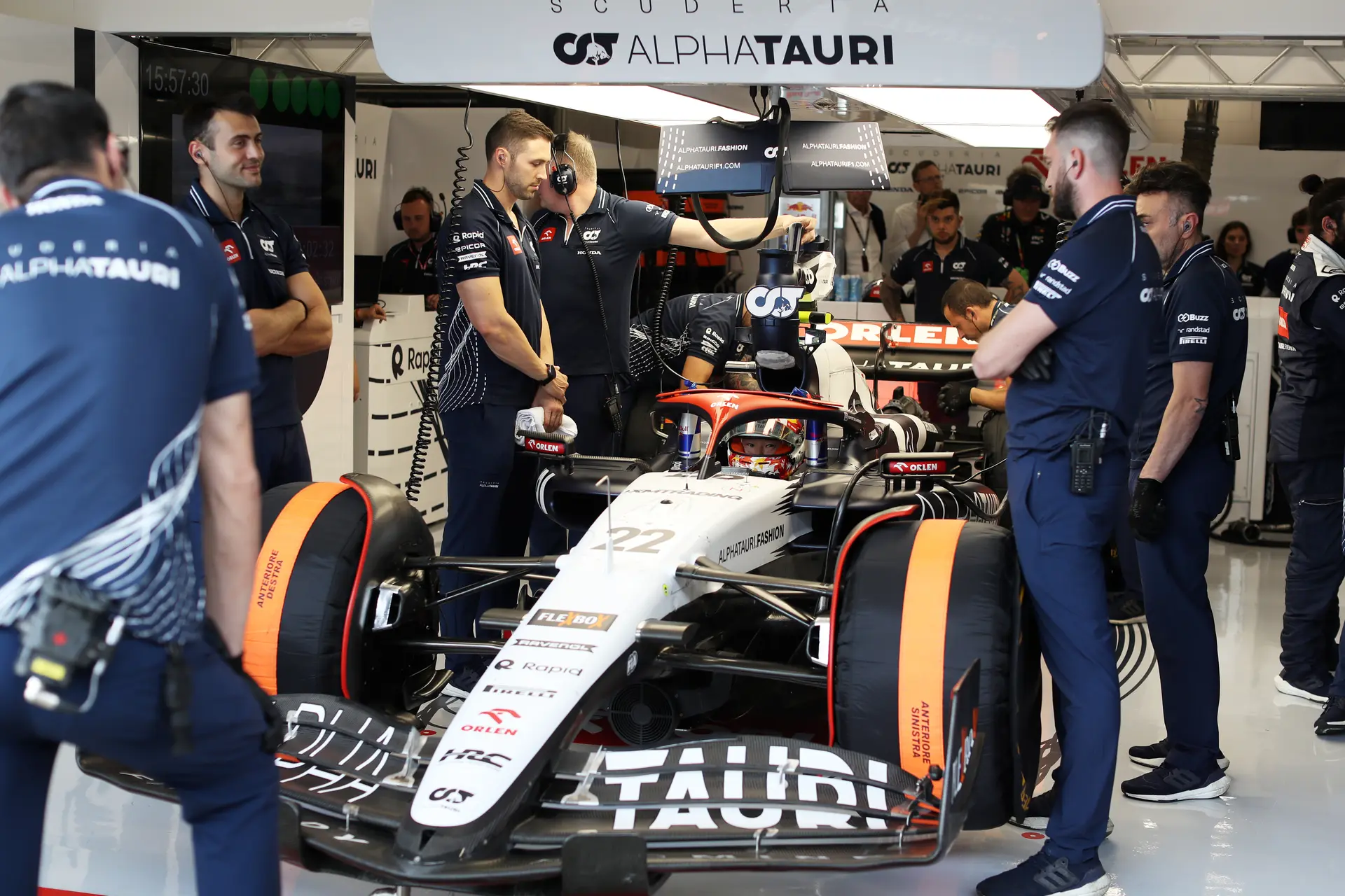 Palmer bedenkt zich en vindt straf Tsunoda correct: 'Had een voorbeeld aan Verstappen moeten nemen'