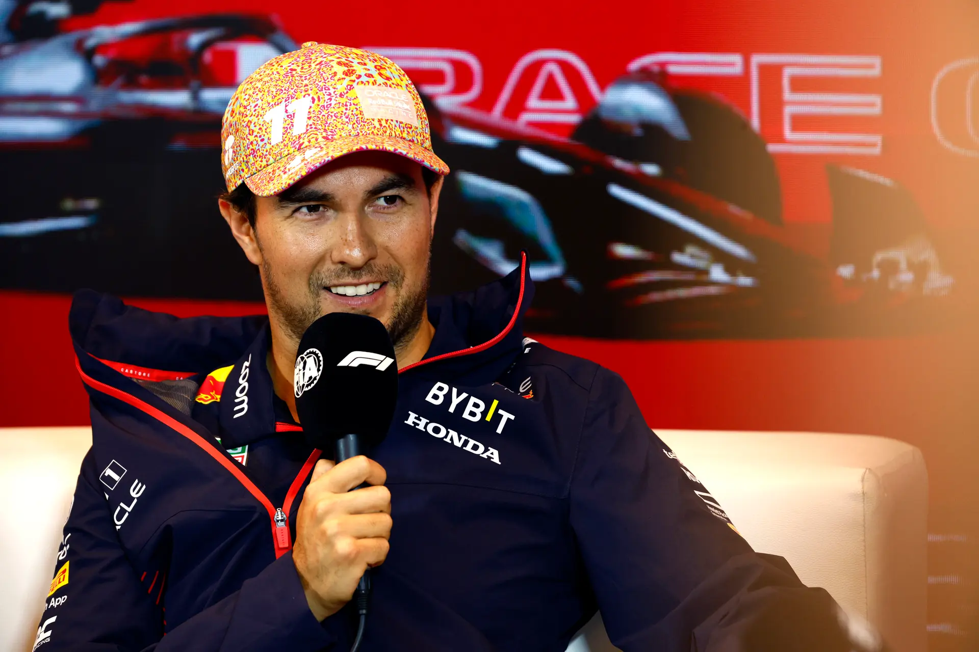 Zoekt Red Bull een vervanger voor Pérez? 'Horner was wel heel lovend over Albon'