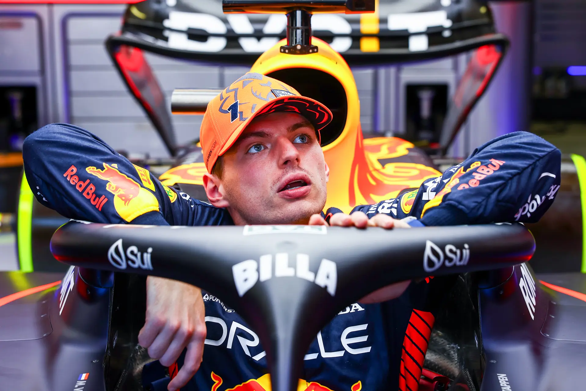 Verstappen absoluut niet te spreken over track limits: 'Leek bijna alsof we amateurs waren'