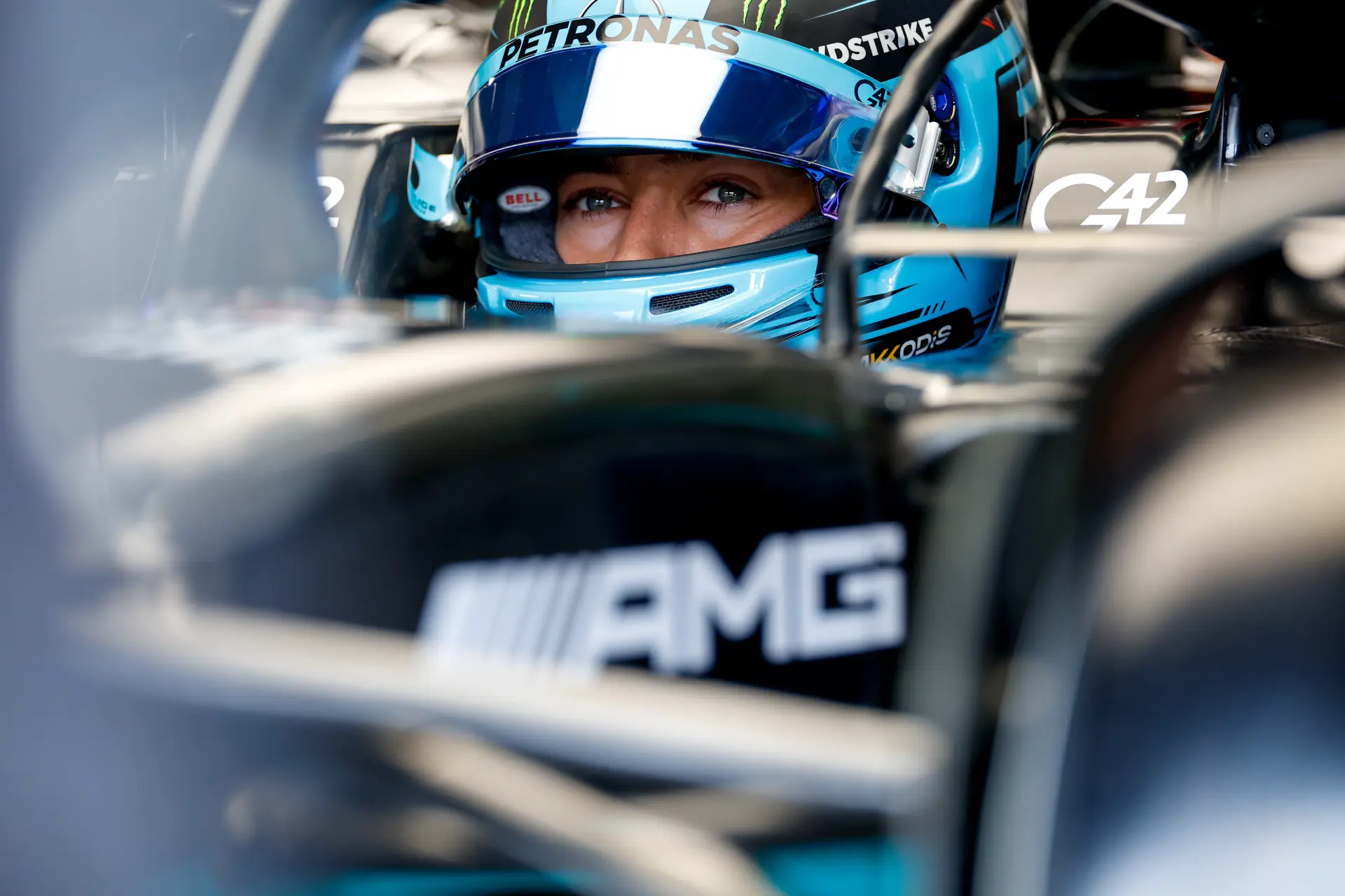 Russell tevreden met derde positie: 'Maar te weinig snelheid voor gevecht met Verstappen'