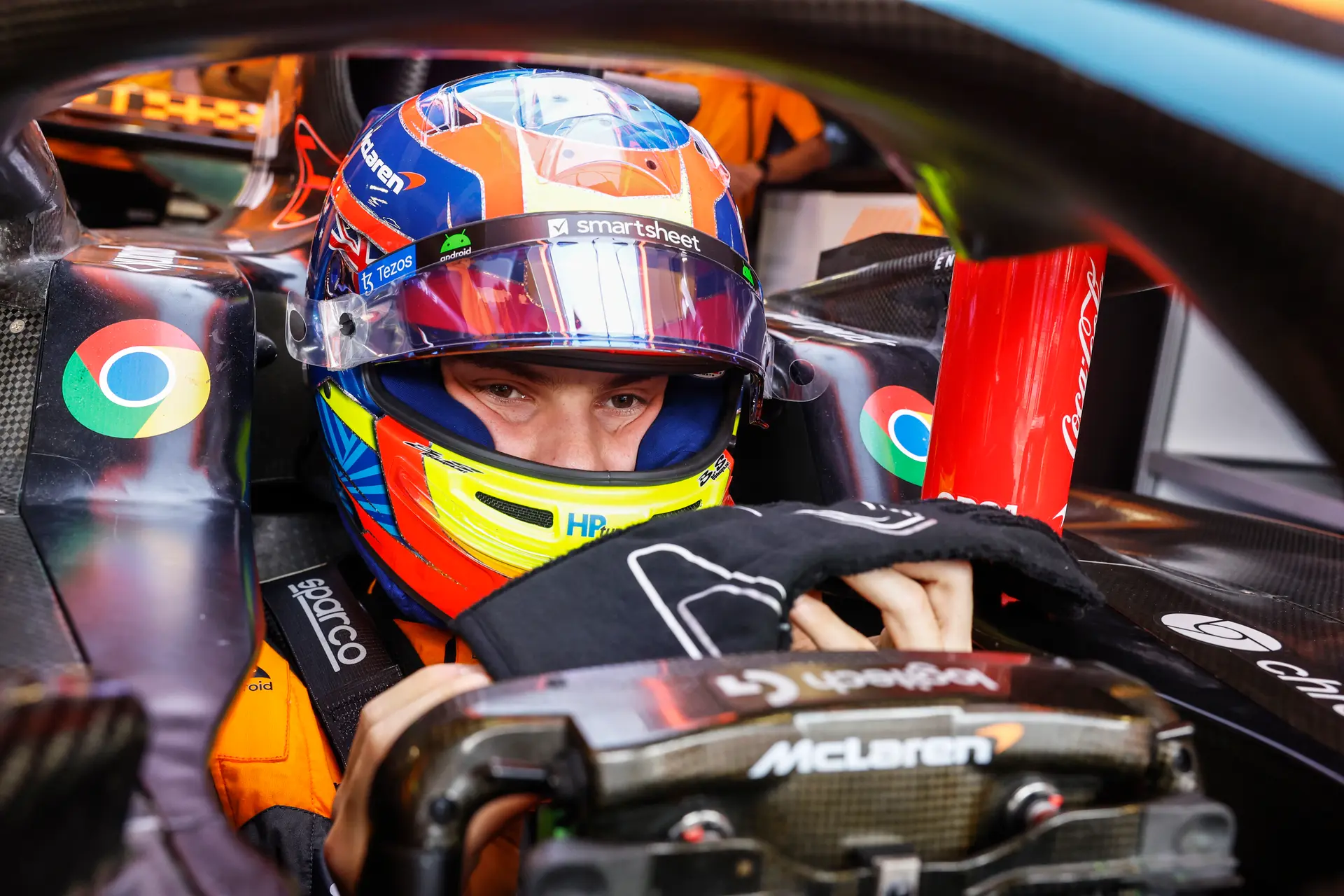 Piastri ontsnapte maar net aan Verstappen: 'Je rijdt nooit comfortabel met hem achter je!'