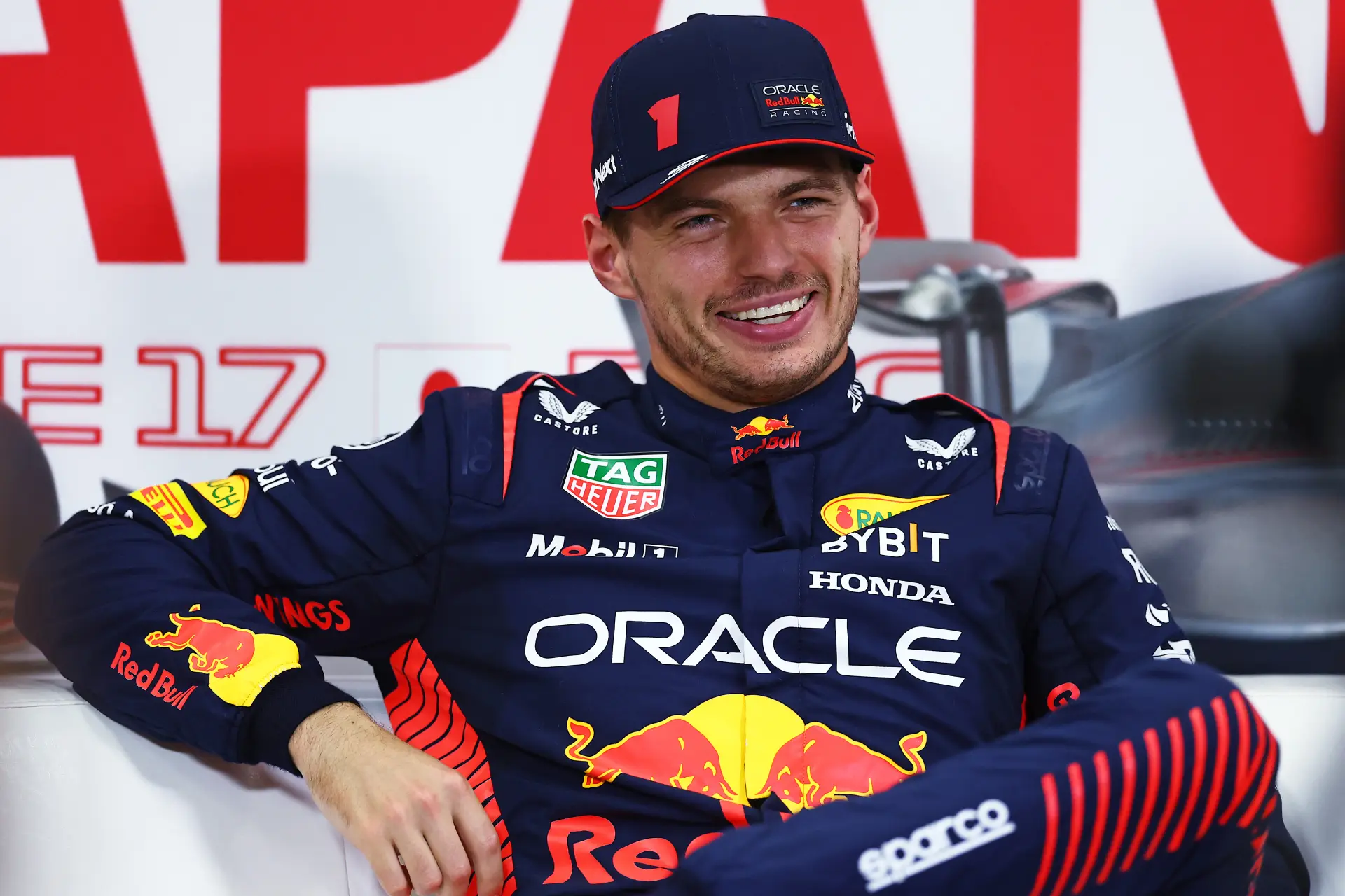 Boordradio's VT3 & kwalificatie | Verstappen geeft Lambiase waar hij om vroeg: 'Alsjeblieft, een 1:28'