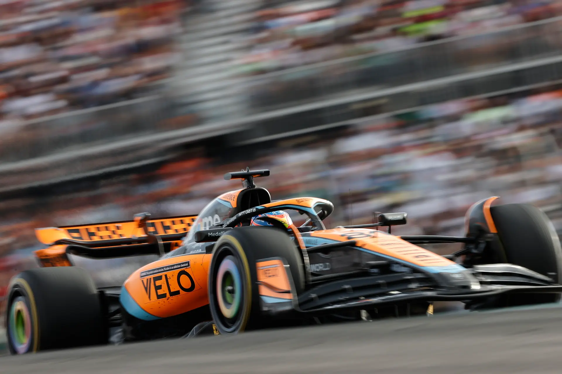 Piastri verrast door schade na contact met Ocon: 'Het was slechts een lichte aanraking'