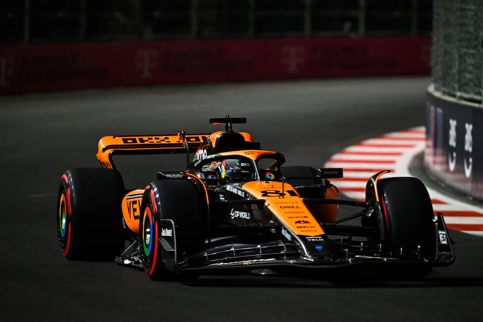 Piastri's ups en downs in Las Vegas: 'De race op zondag leek duizend keer beter'