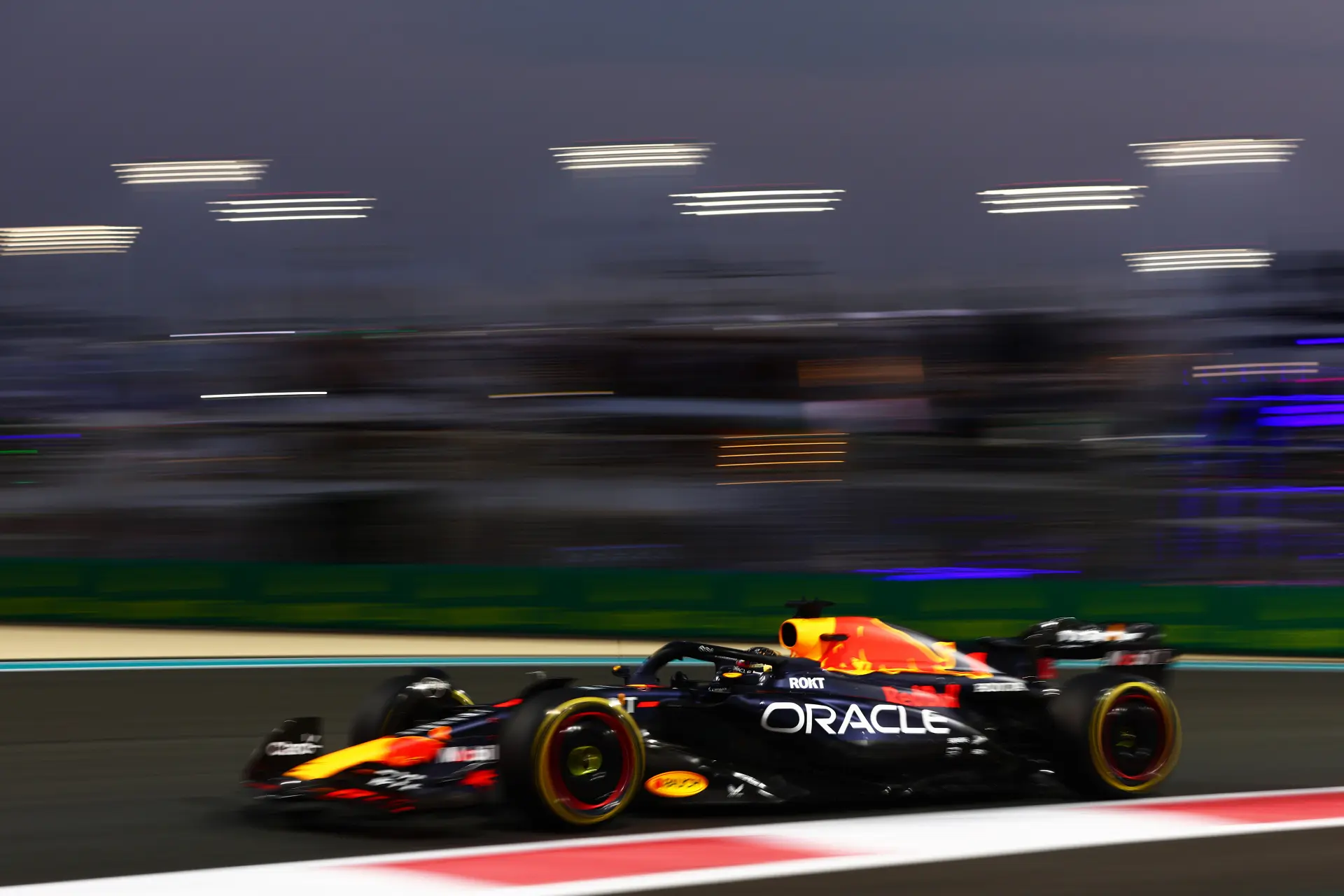 Windsor stipt aan waar Verstappen het verschil maakt: 'Hij manipuleert de auto als het ware'