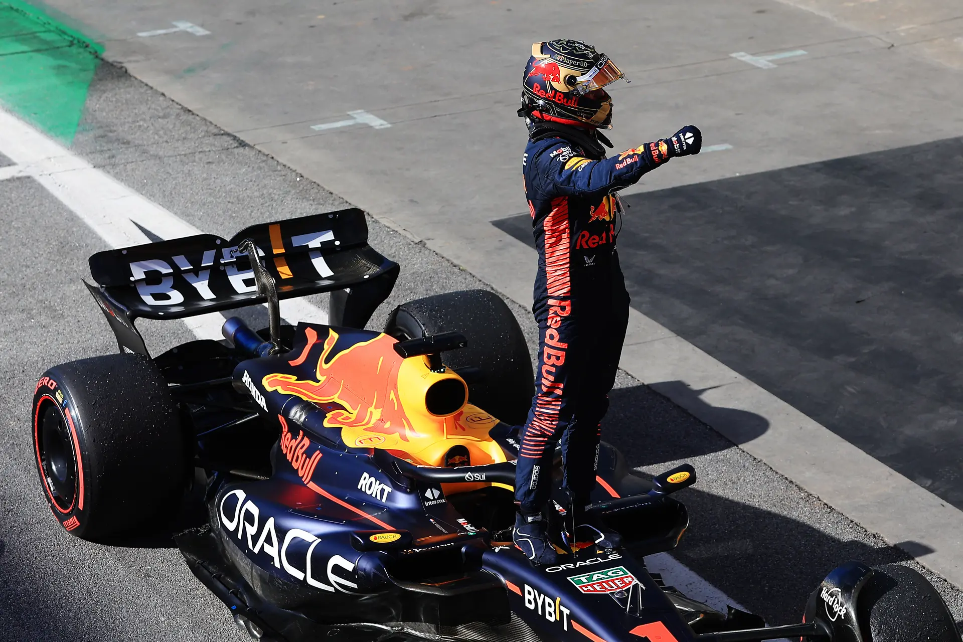 GP Las Vegas nog een uitdaging voor Verstappen: 'Raakte vaker muren dan dat ik rechtdoor reed'