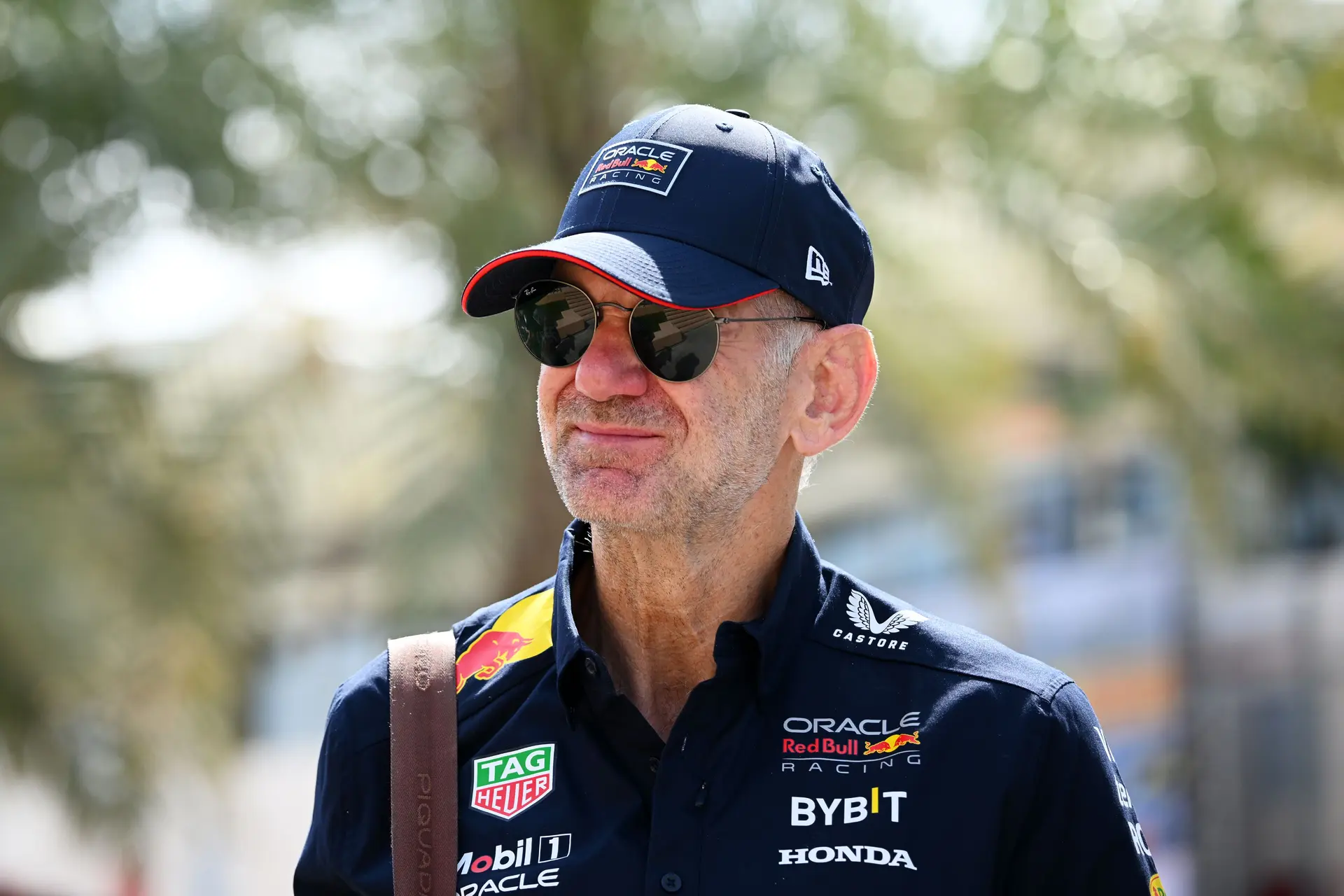 Ondertussen in F1 | Newey gespot in een Aston Martin op de Britse snelweg