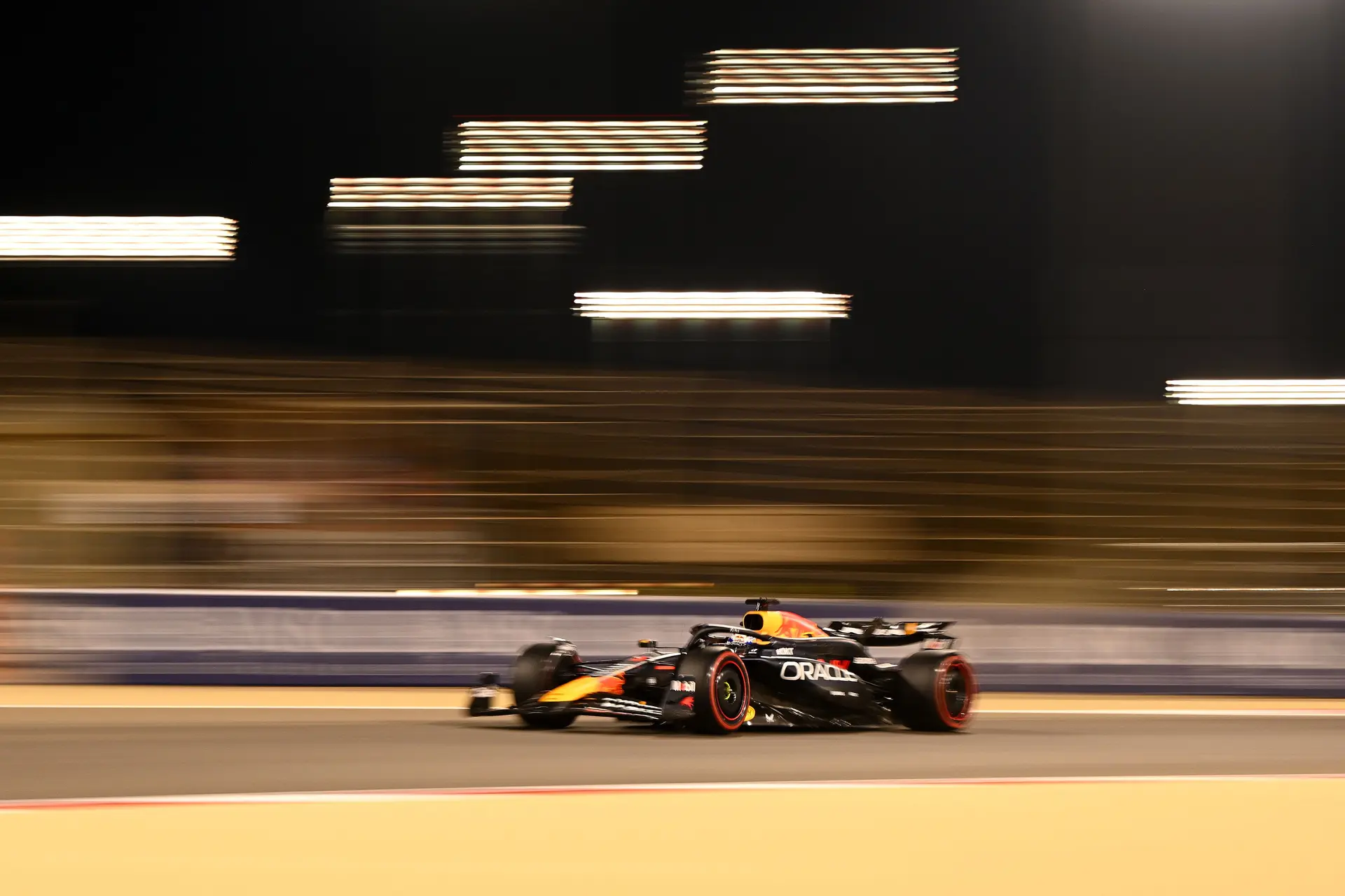 'Verstappen profiteerde als een slimme Odysseus van de slipstream van een McLaren'