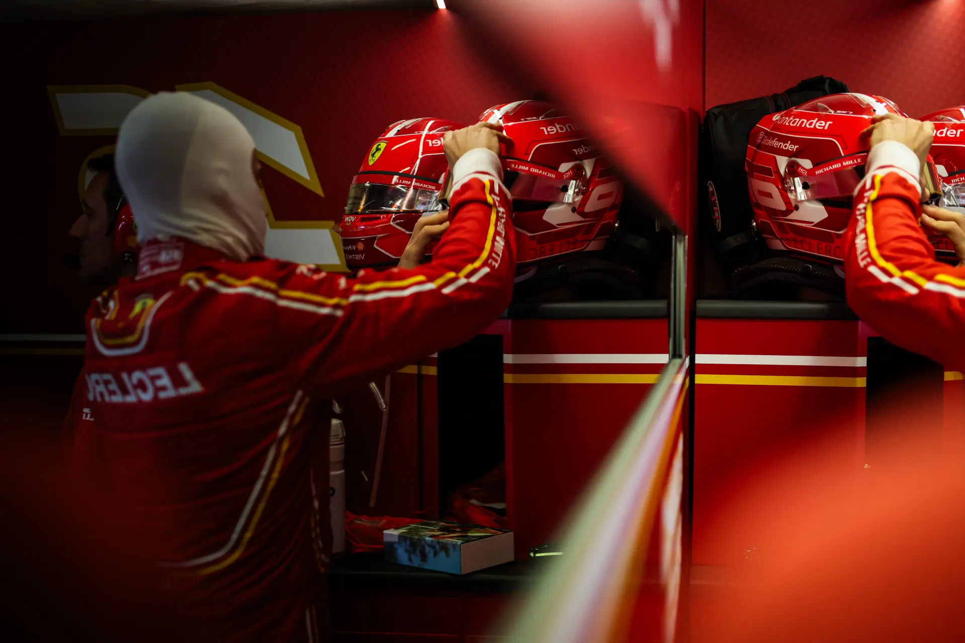 Collins twijfelt aan keuze Ferrari: 'Moet zich afvragen of ze het juiste heeft gedaan'