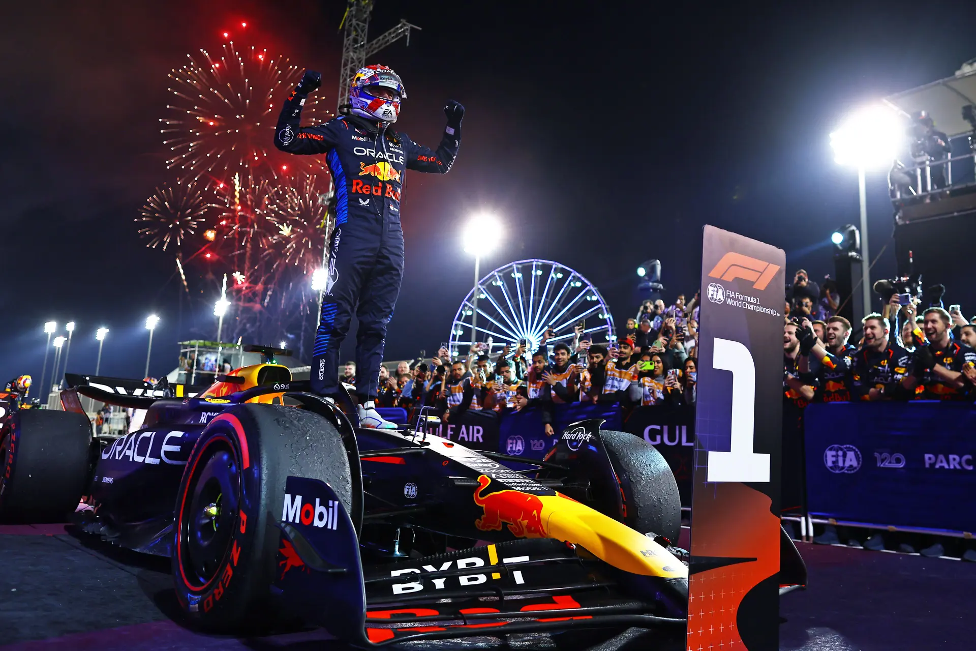 Verstappen is één van Hinchcliffe's helden: 'Het is echt magisch om te zien wat hij doet'