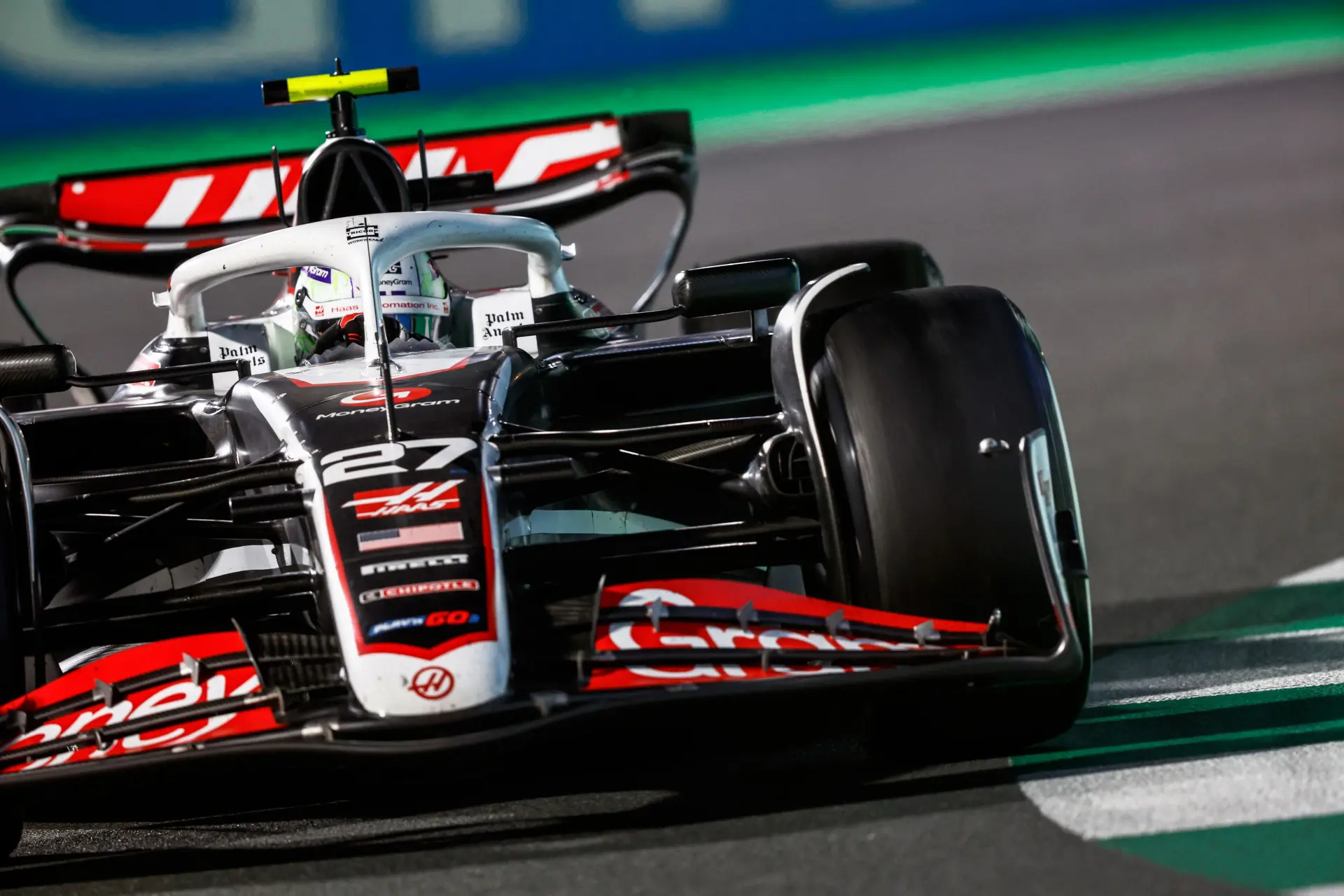 Haas-teambaas voorzichtig optimistisch over kansen in Melbourne: 'Dat wordt wel een uitdaging'