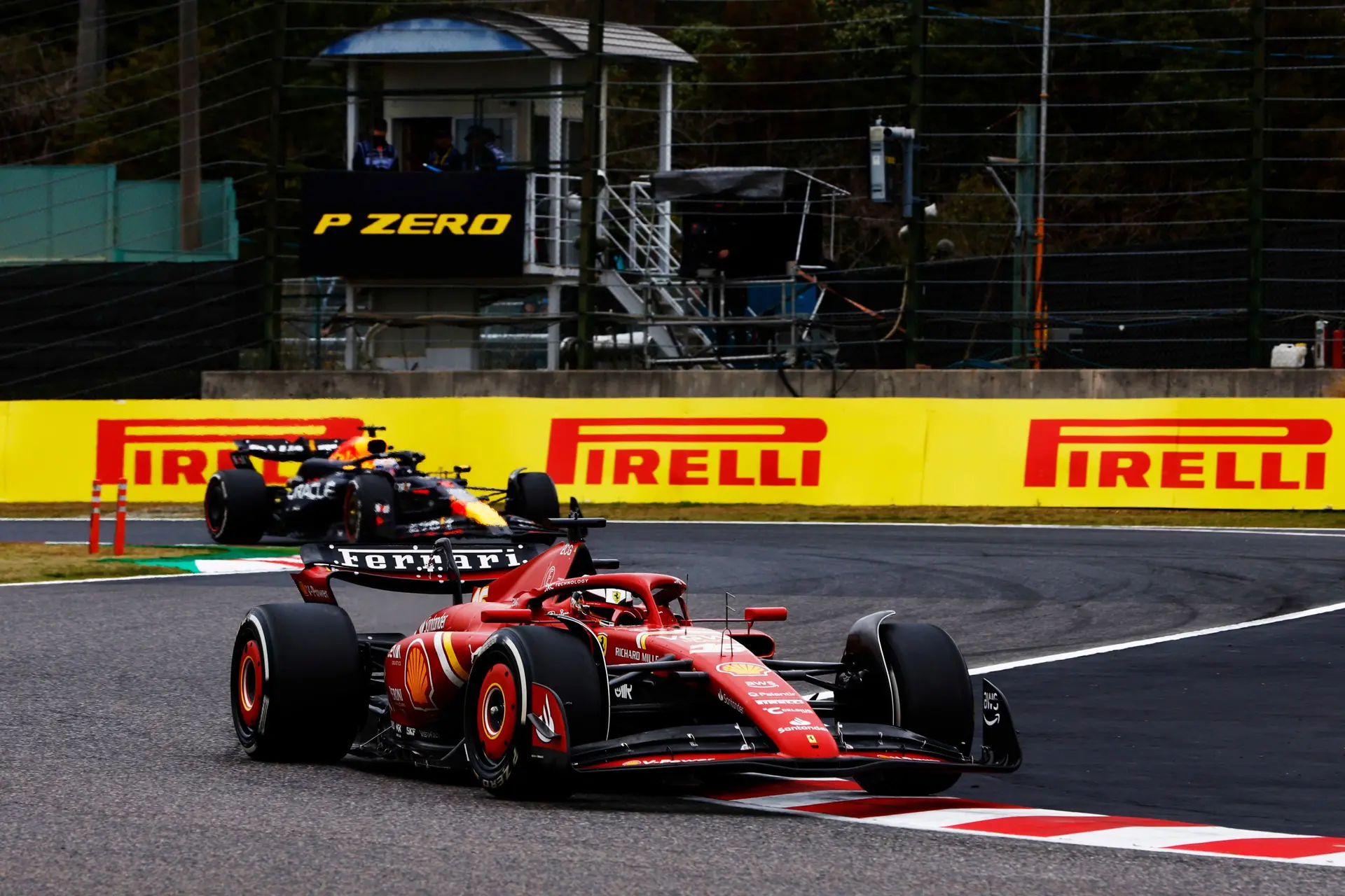 Ferrari wil Red Bull op haar donder geven: 'We gaan de concurrentie onder druk zetten'