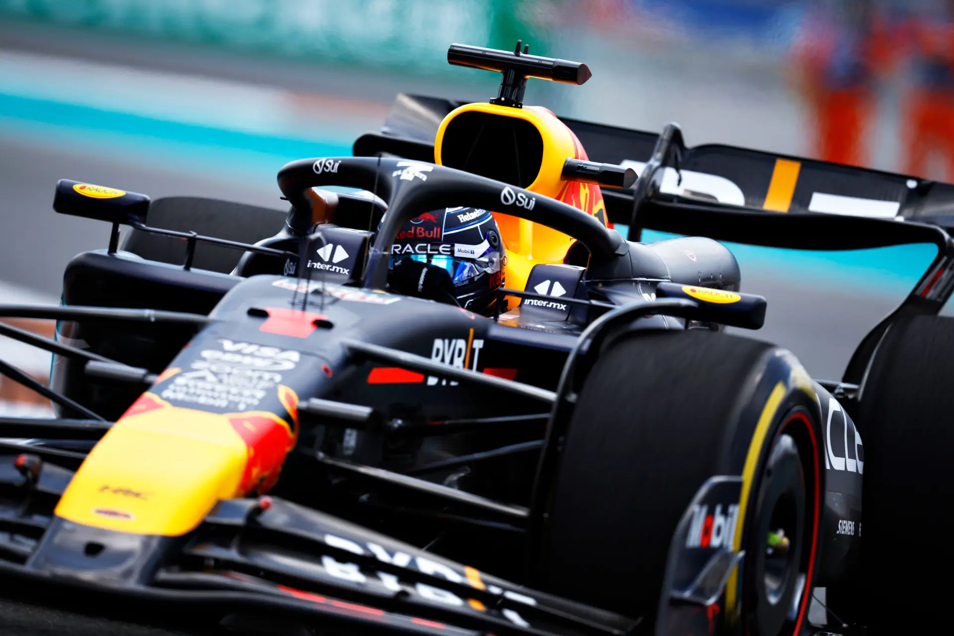 Roddels in de paddock kunnen Verstappens rug op: 'Daar heb ik geen tijd voor'