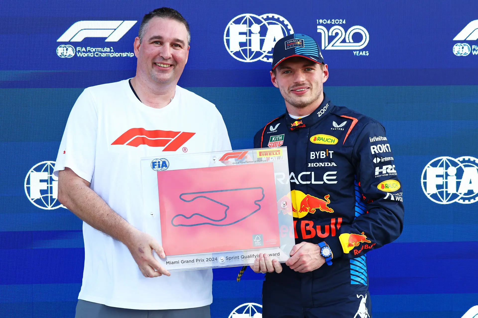 Coronel trekt conclusie na rommelige poleronde Verstappen: 'Dan weet je hoe superieur je bent'