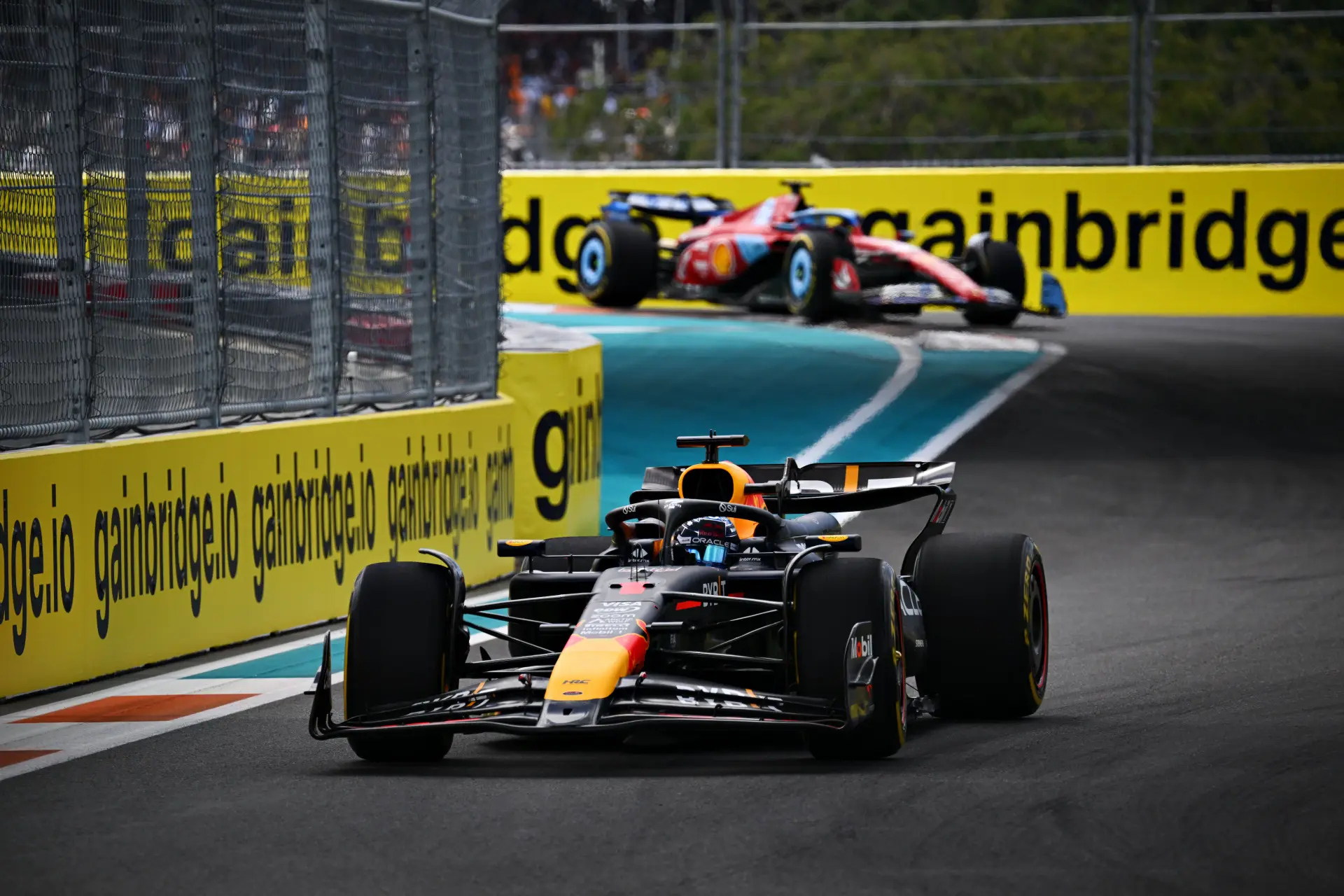 Voormalig Ferrari-strateeg over Verstappen: 'We zagen hem alleen als hij ons inhaalde'