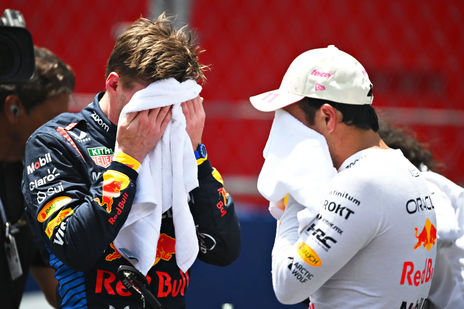 Verstappen volgens NOS-analisten in de steek gelaten: 'Hij mist Pérez hierbij heel erg'