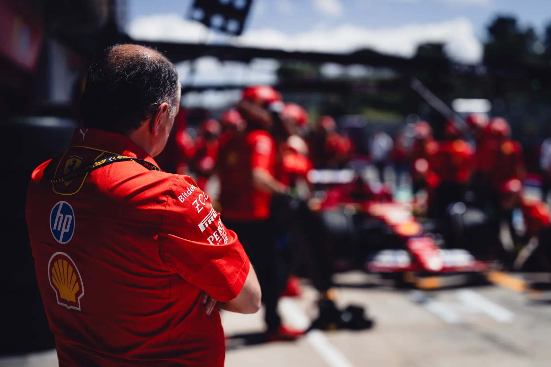 Doornbos verwacht dat Ferrari grote slag gaat slaan: 'Dan is hij helemaal de paus!'