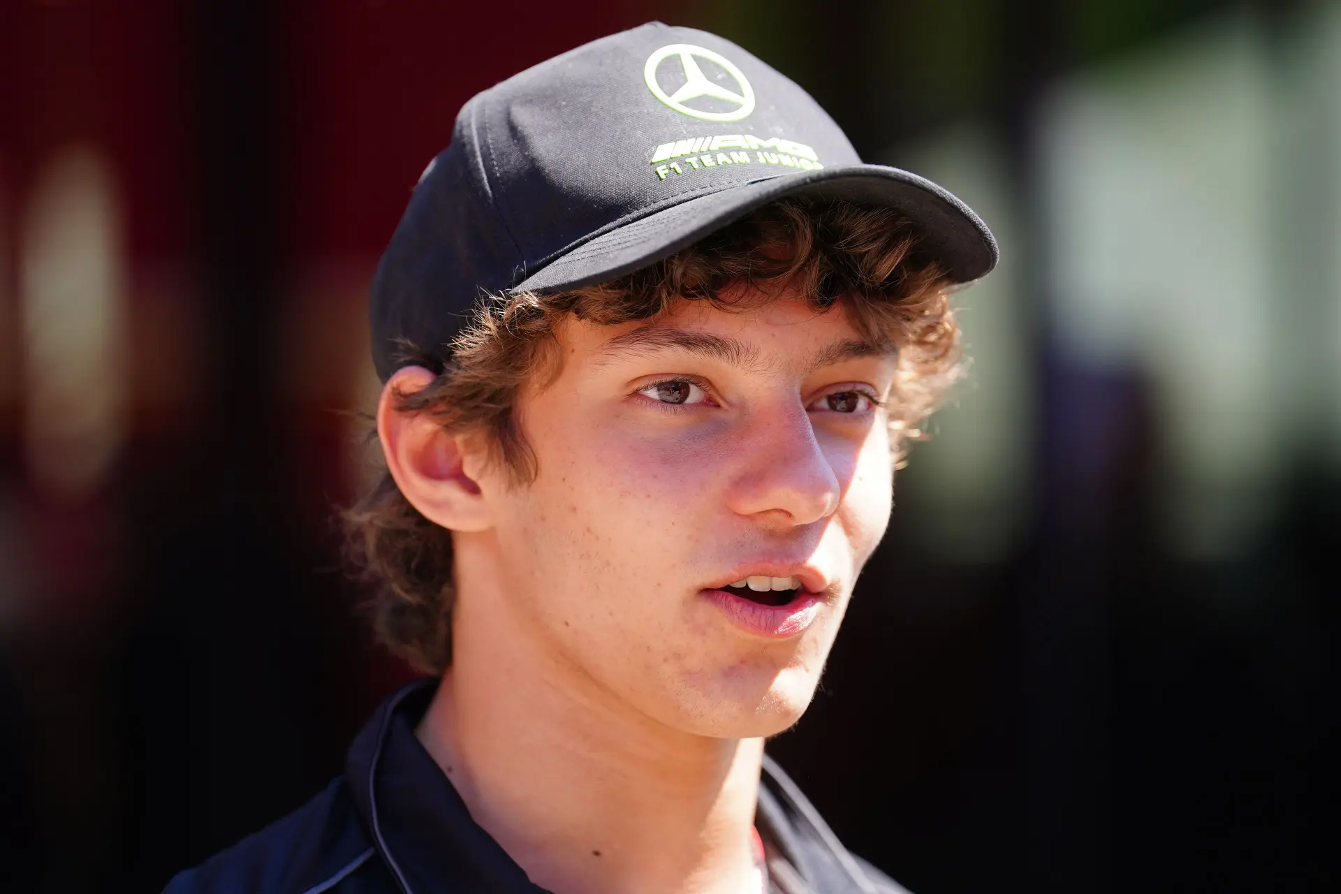 Kogel officieel door de kerk: Antonelli vanaf 2025 teamgenoot van Russell bij Mercedes