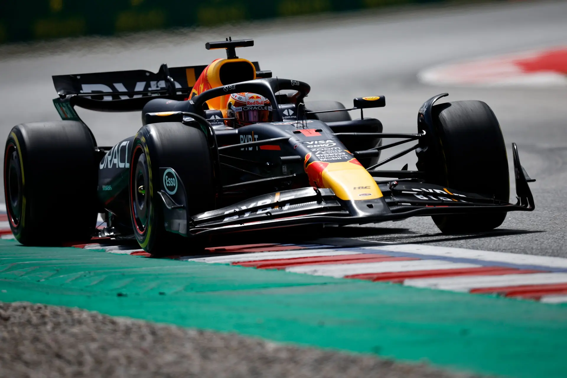 Turrini met heldere taal voor degenen die Verstappen onderschatten: 'Dan kan je komiek worden'