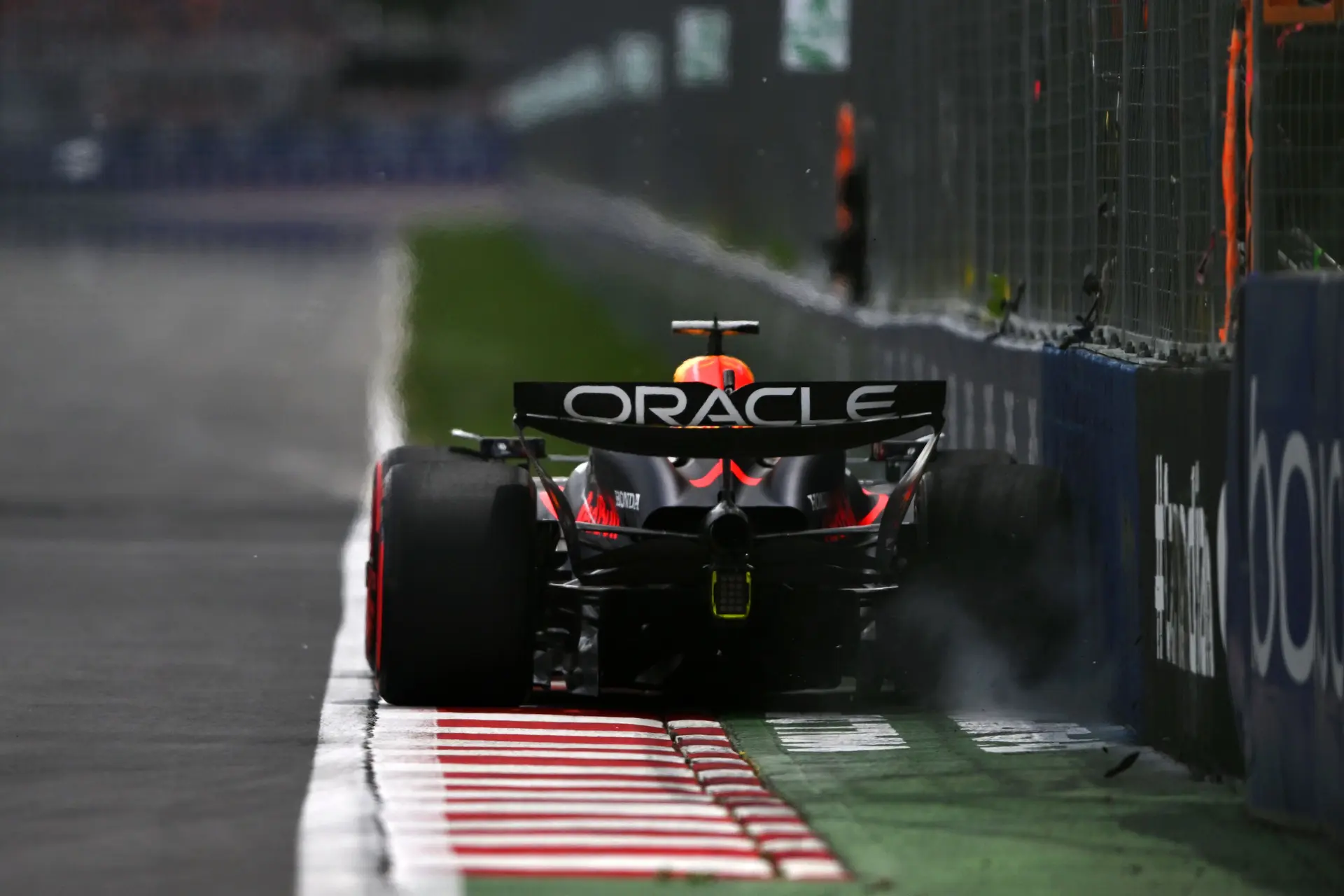 Verstappen vreest voor de race: 'Ik denk dat ze wel echt snel zijn'