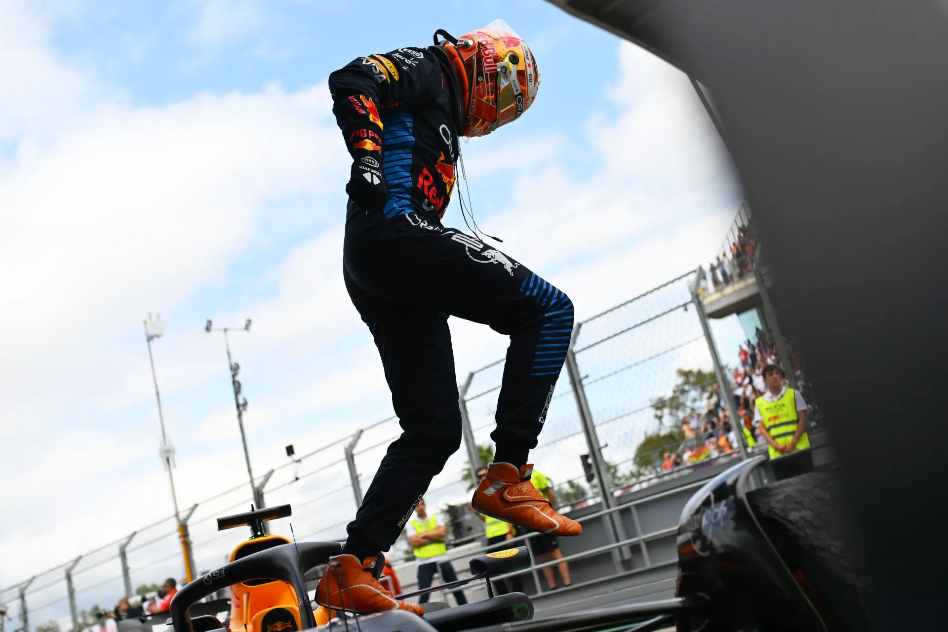 Marko prijst Verstappen en wijst cruciaal moment aan: 'Deed hij met ongelooflijke vastberadenheid'