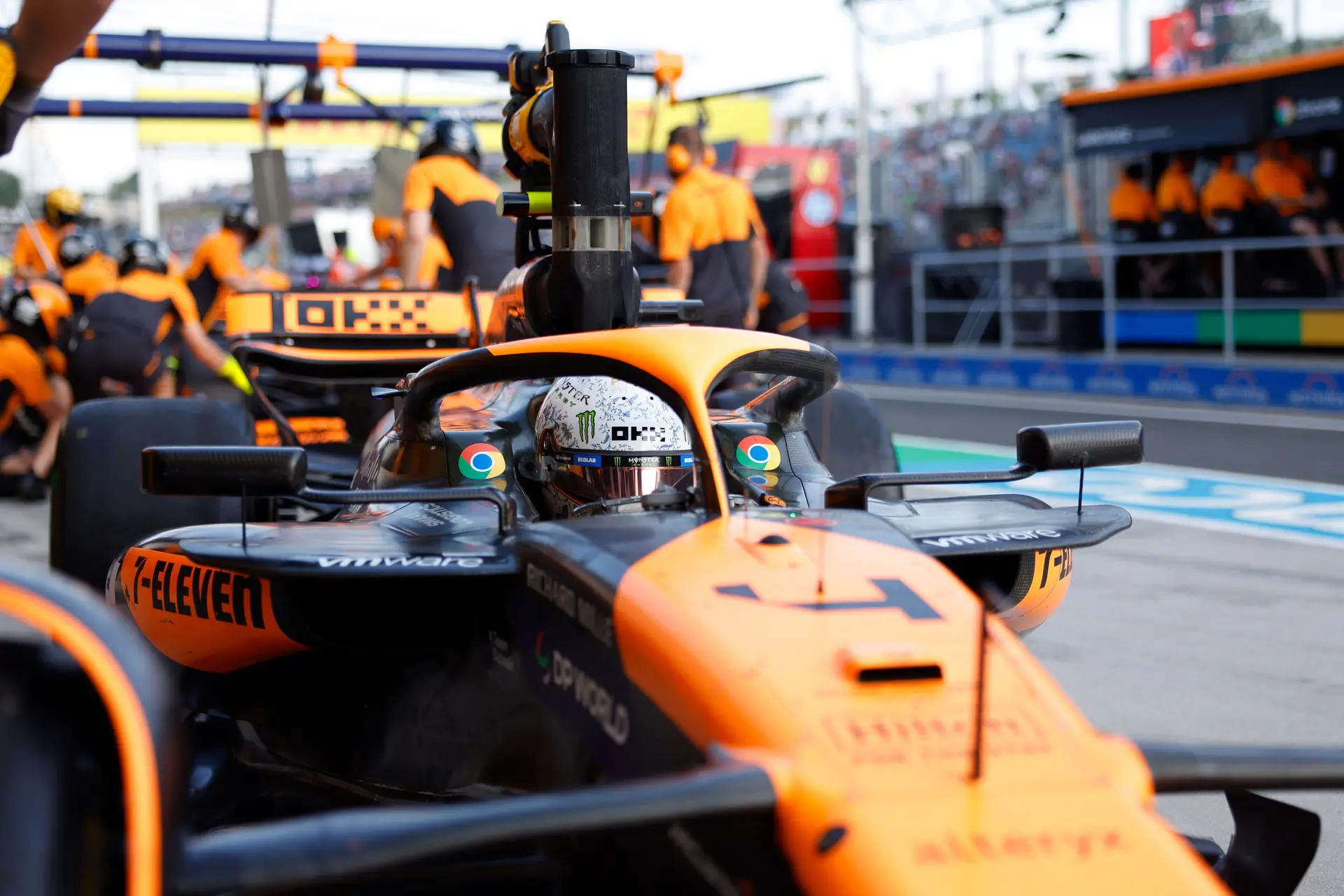 McLaren reageert na sterke opening Verstappen, Red Bull lijkt tekort te komen