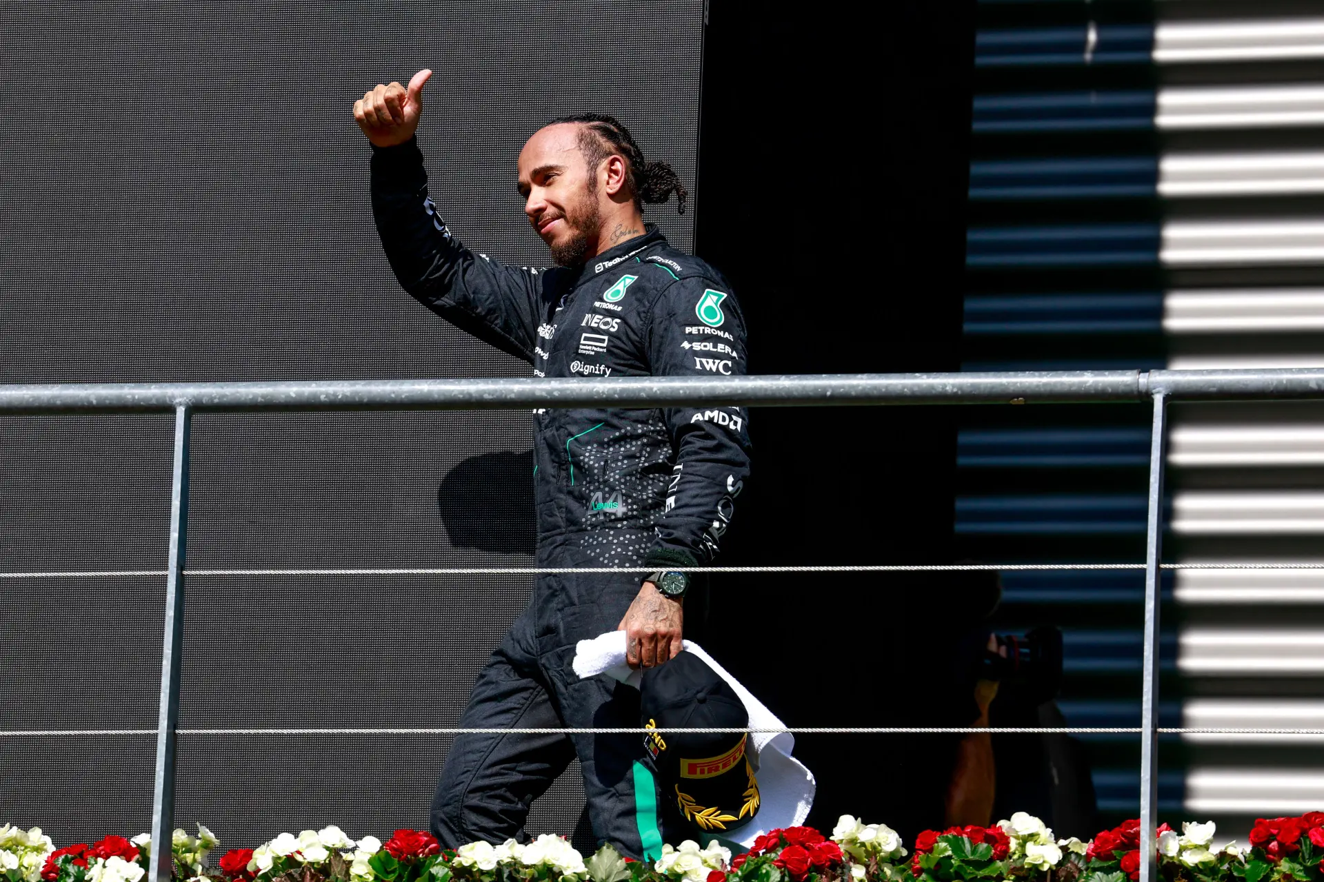 Boosheid maakt plaats voor blijdschap bij Hamilton: 'Heb dit al jaren niet meer gehad'