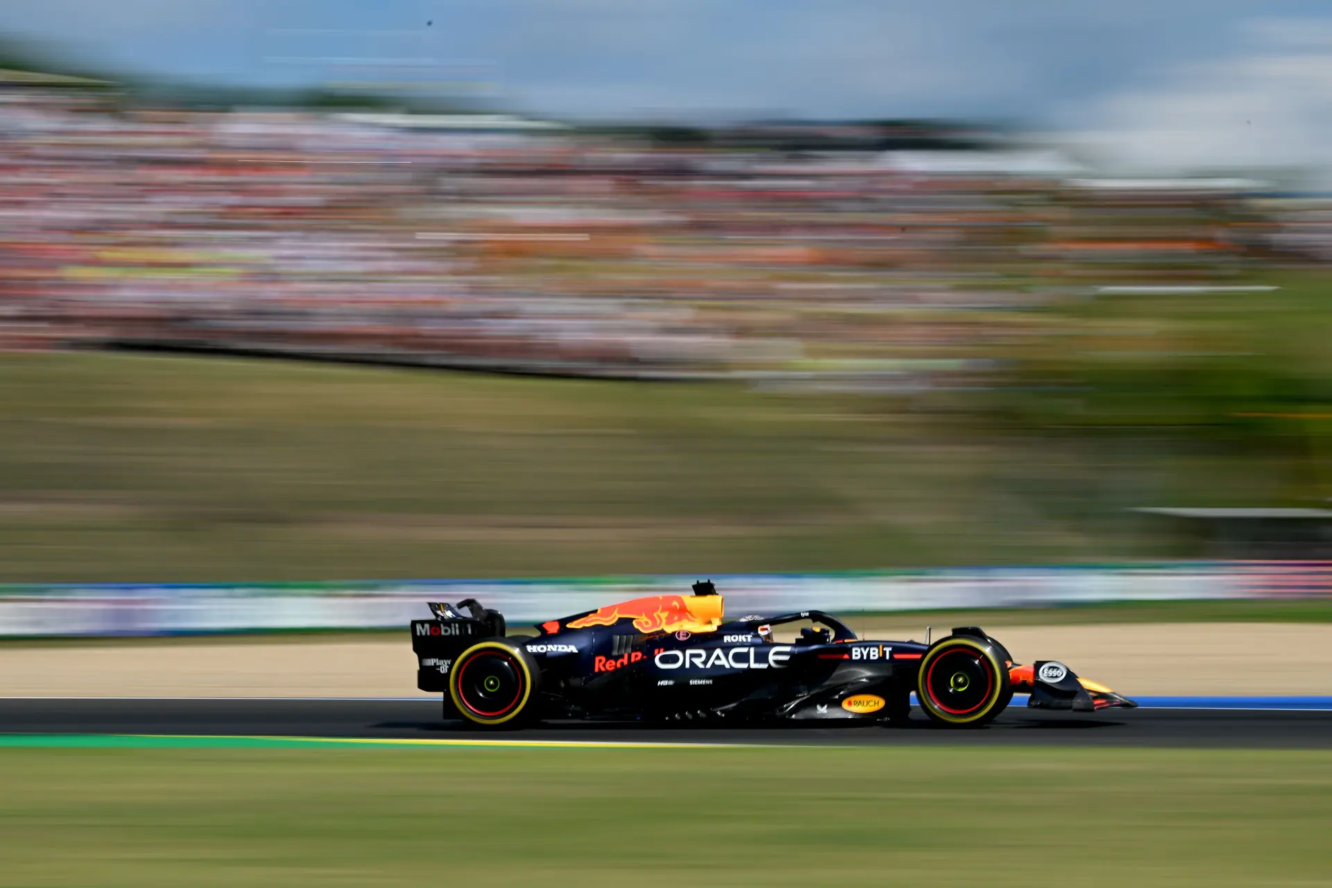 Doornbos spreekt Verstappen tegen: 'Dat betekent dat je de auto niet meer onder controle hebt'