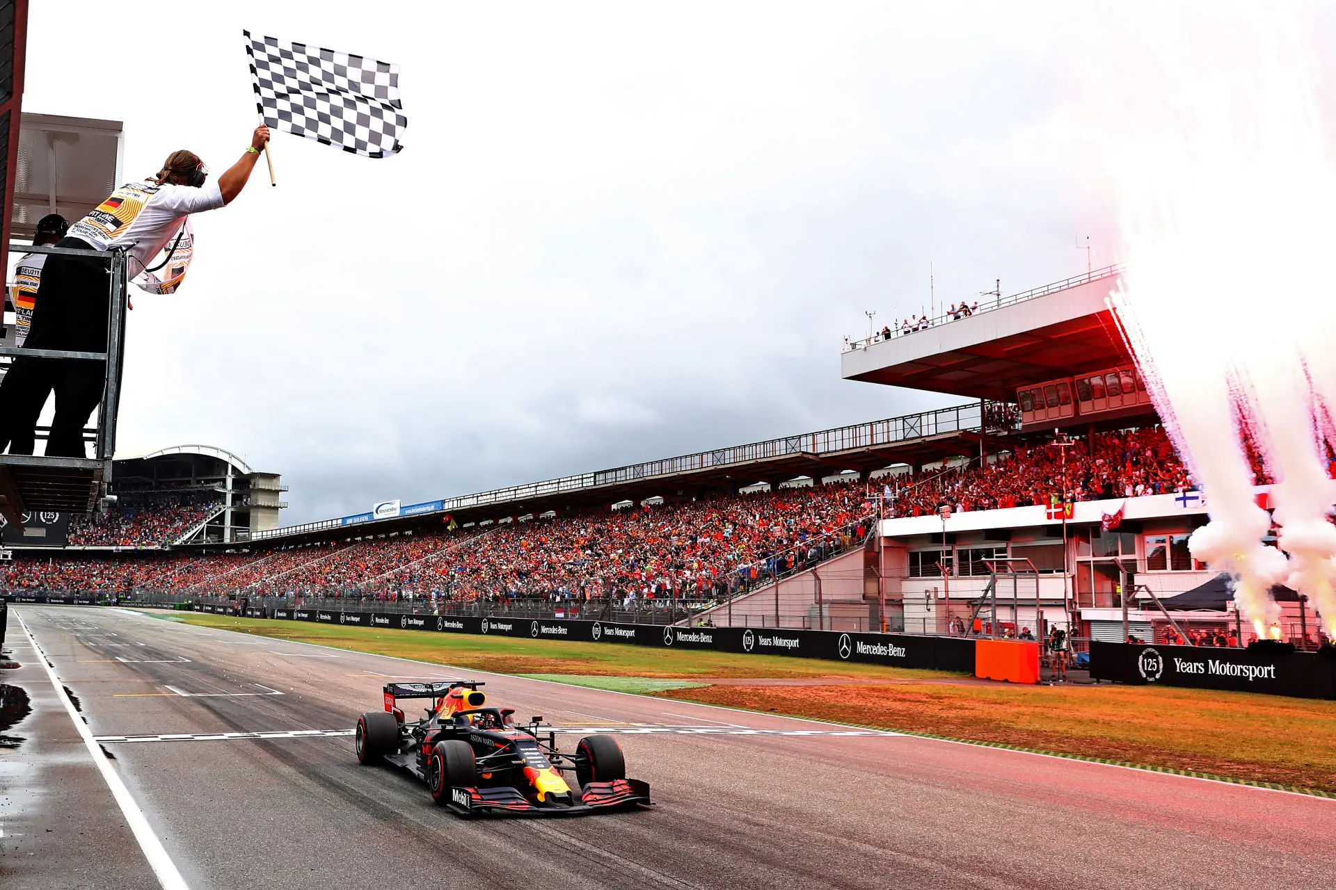 Ecclestone gelooft Domenicali niet helemaal: 'Ze willen vooral meer races'