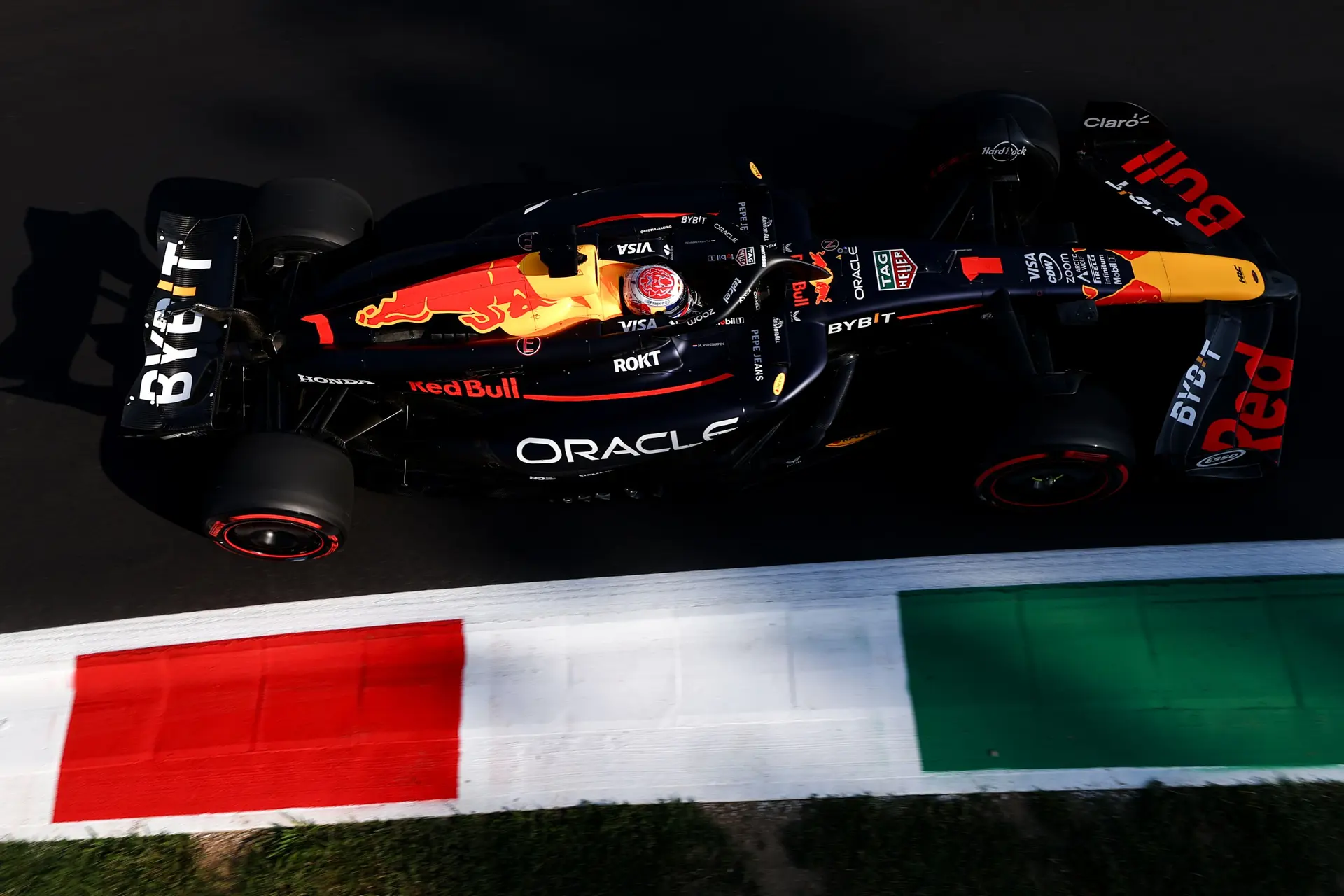 Verstappen haalt uit naar Red Bull: 'We hebben het aan onszelf te danken'