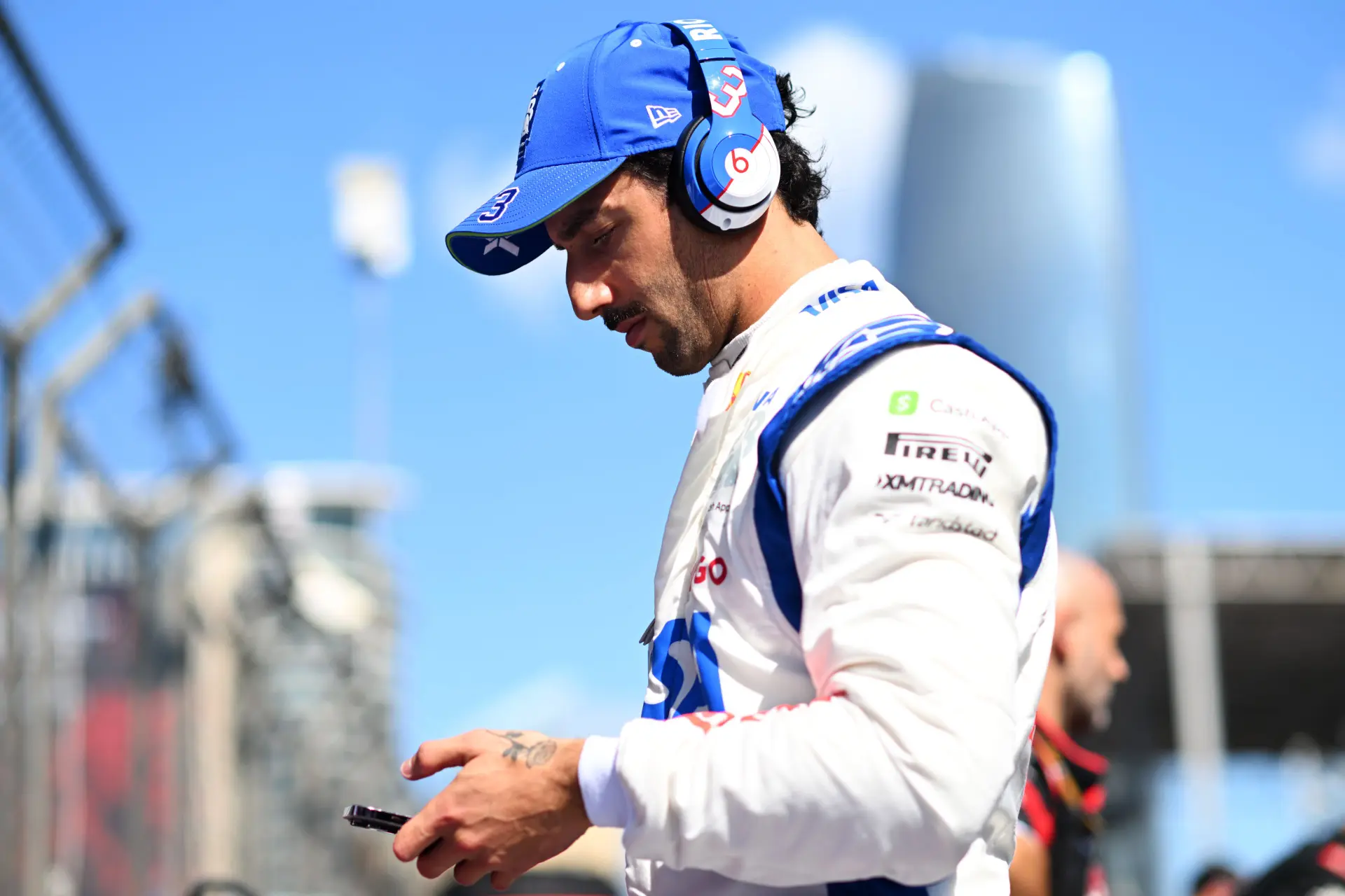Chandhok hekelt schijnvertoning bij Red Bull: 'Het voelde ongemakkelijk aan'