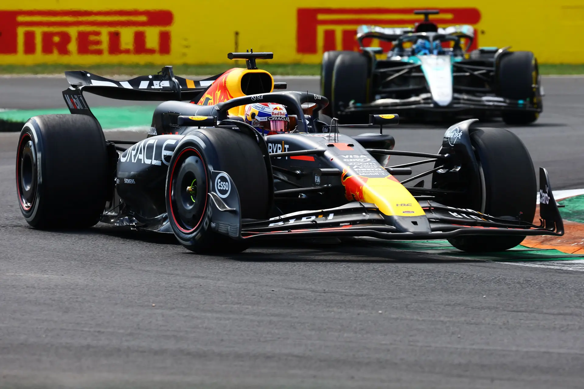 Hinchcliffe passeert Verstappen, veelbesproken coureur krijgt wel erkenning