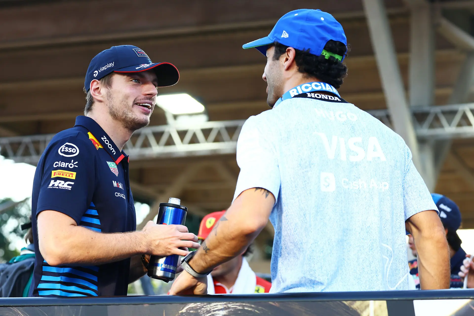 red bull racing max verstappen daniel ricciardo visa cash app rb singapore gp zondag 2024 3