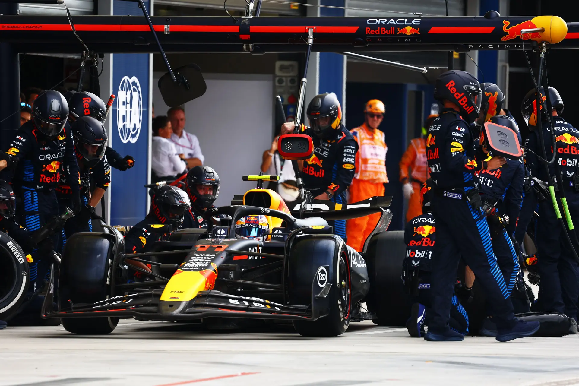 Oud-F1-coureur verwacht grote problemen voor Red Bull: 'Versnelt het vertrek van talent'