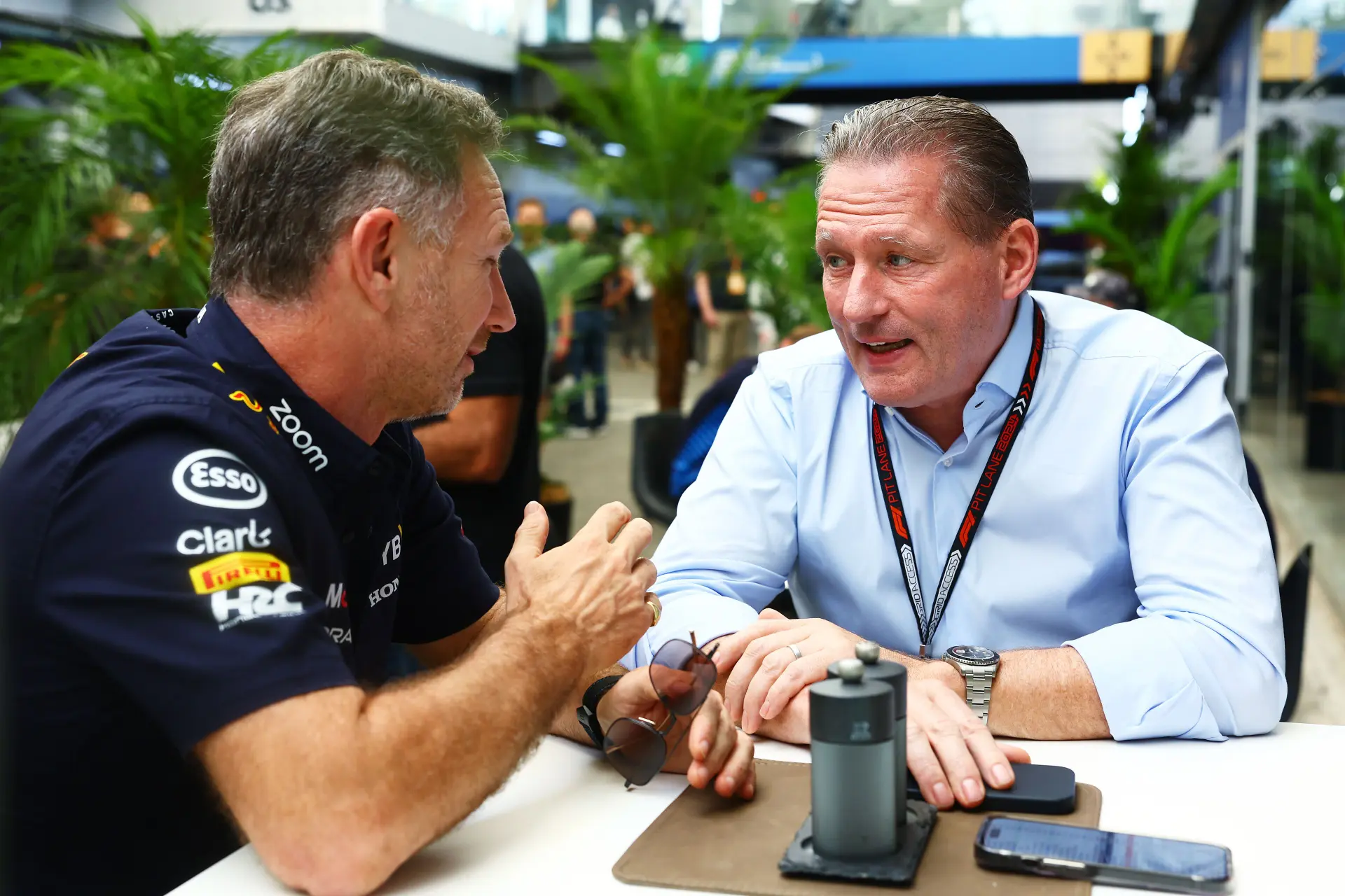 Slater onthult reactie van Jos Verstappen op ontslag Horner: 'Waarschijnlijk een factor'