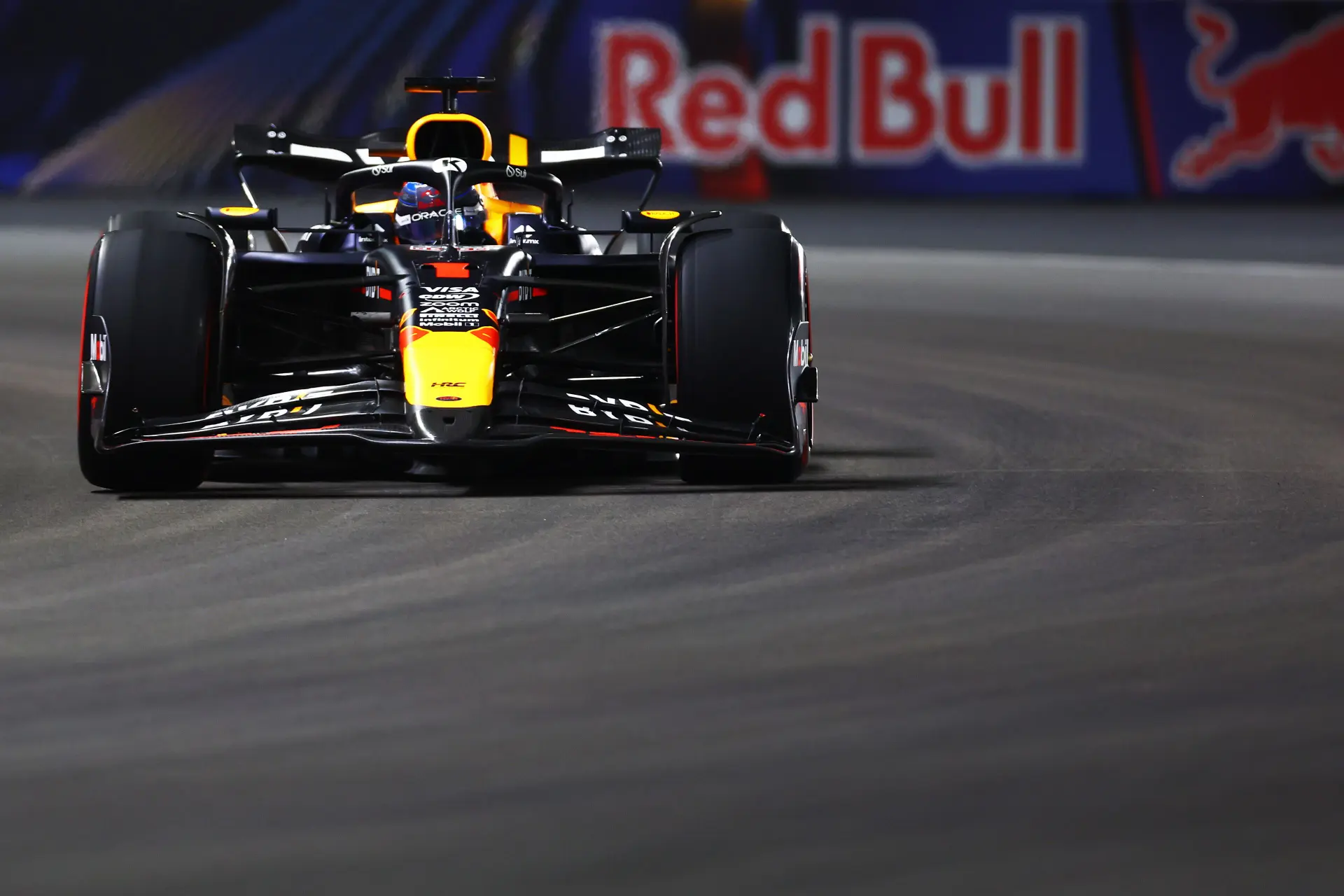 Verstappen grijpt uitgelezen kans aan in Qatar: 'Misschien vinden we nog meer dingen'