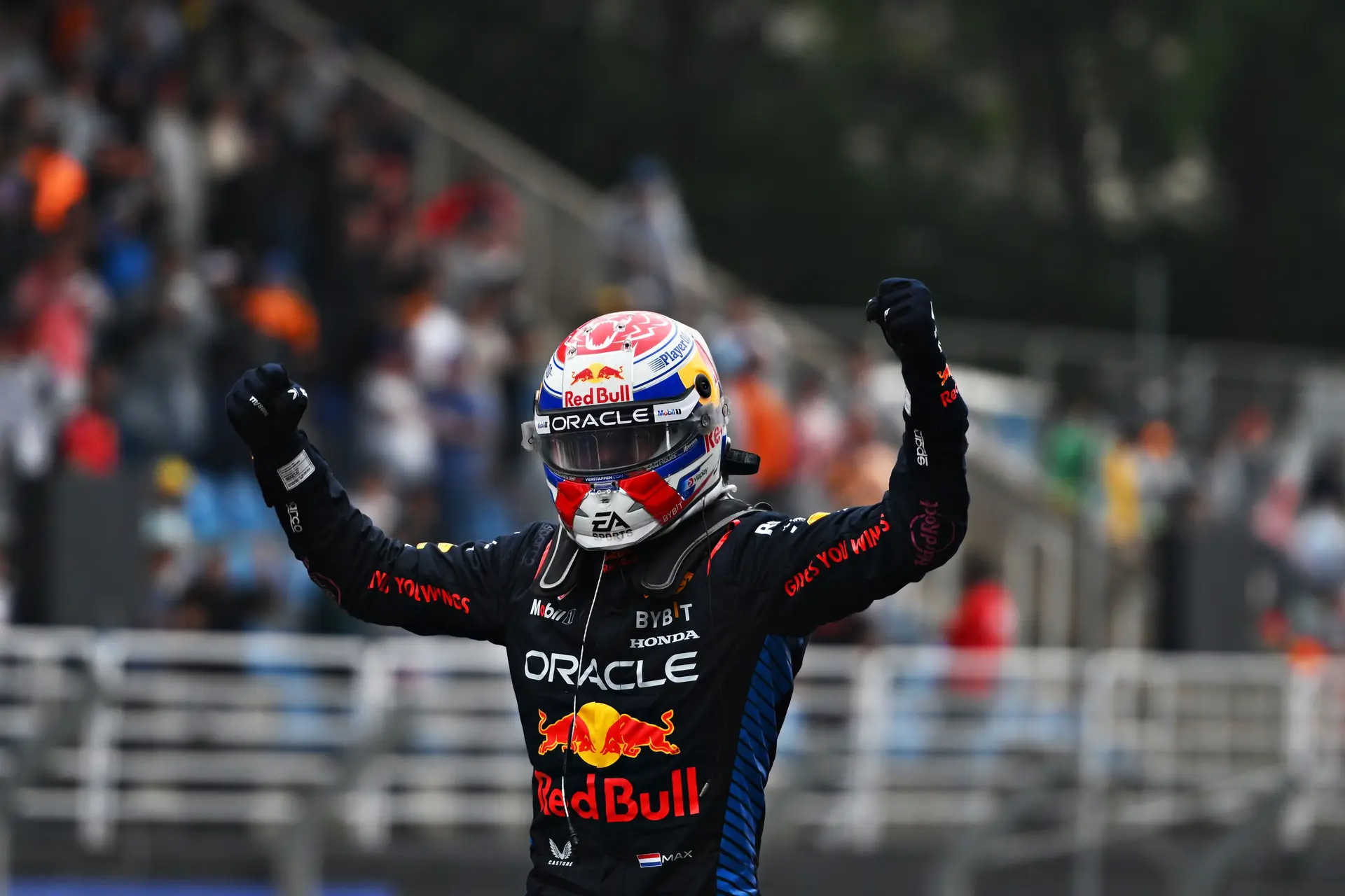 Van der Zande deelt details van Verstappens Hypercar-rit: 'Ze zeiden: holy sh*t, hij geeft direct alles'