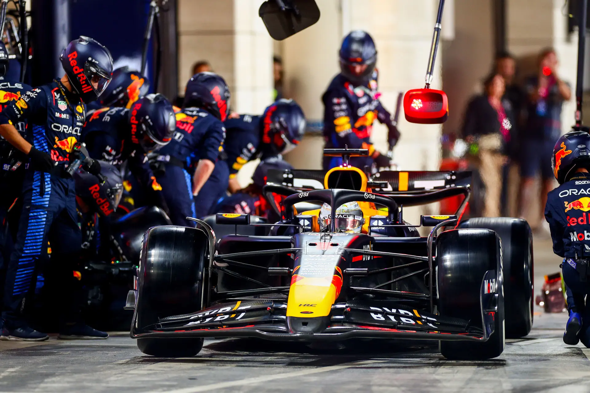 Oud-monteur begrijpt commentaar op Red Bull niet: 'Dat is juist het teken van een sterk team'