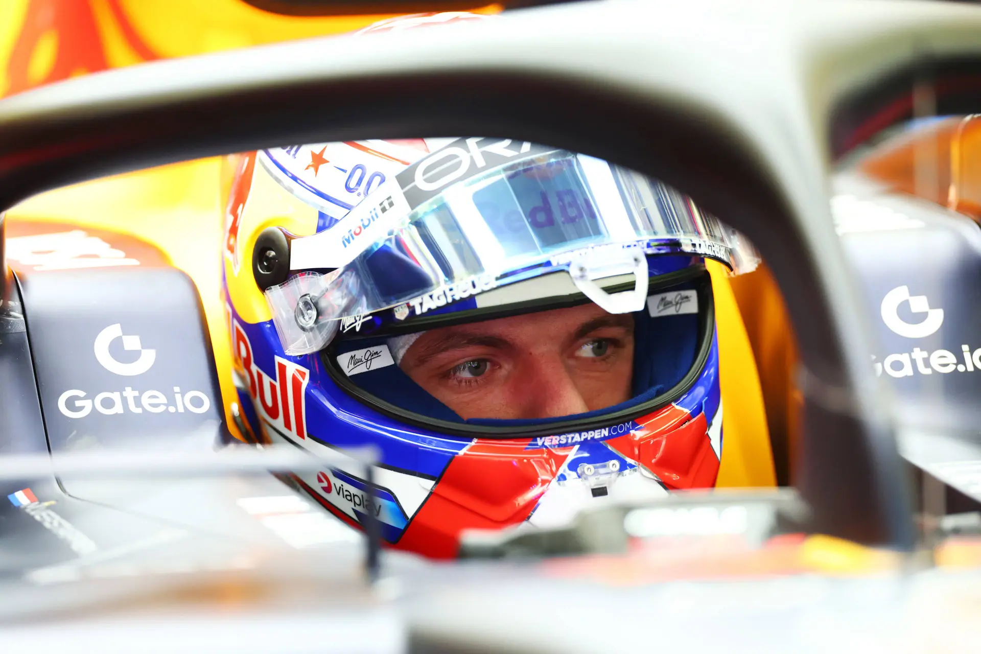 Italiaanse media geloven Verstappen niet helemaal: 'Is zelfs op een driewieler nog gevaarlijk'
