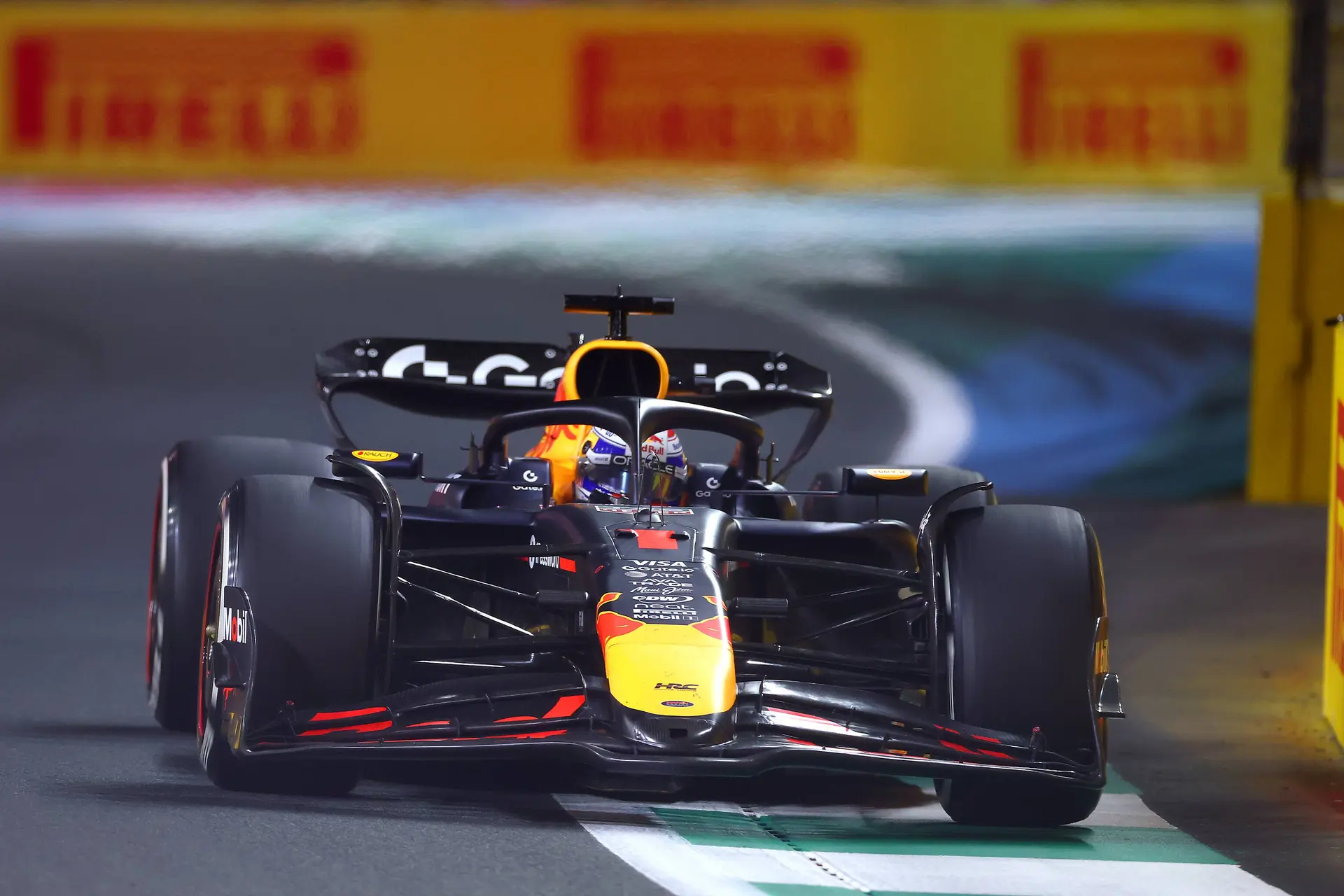 Verstappen verslagen in zijn eigen spel: 'Dit keer heeft hij gegokt en verloren'